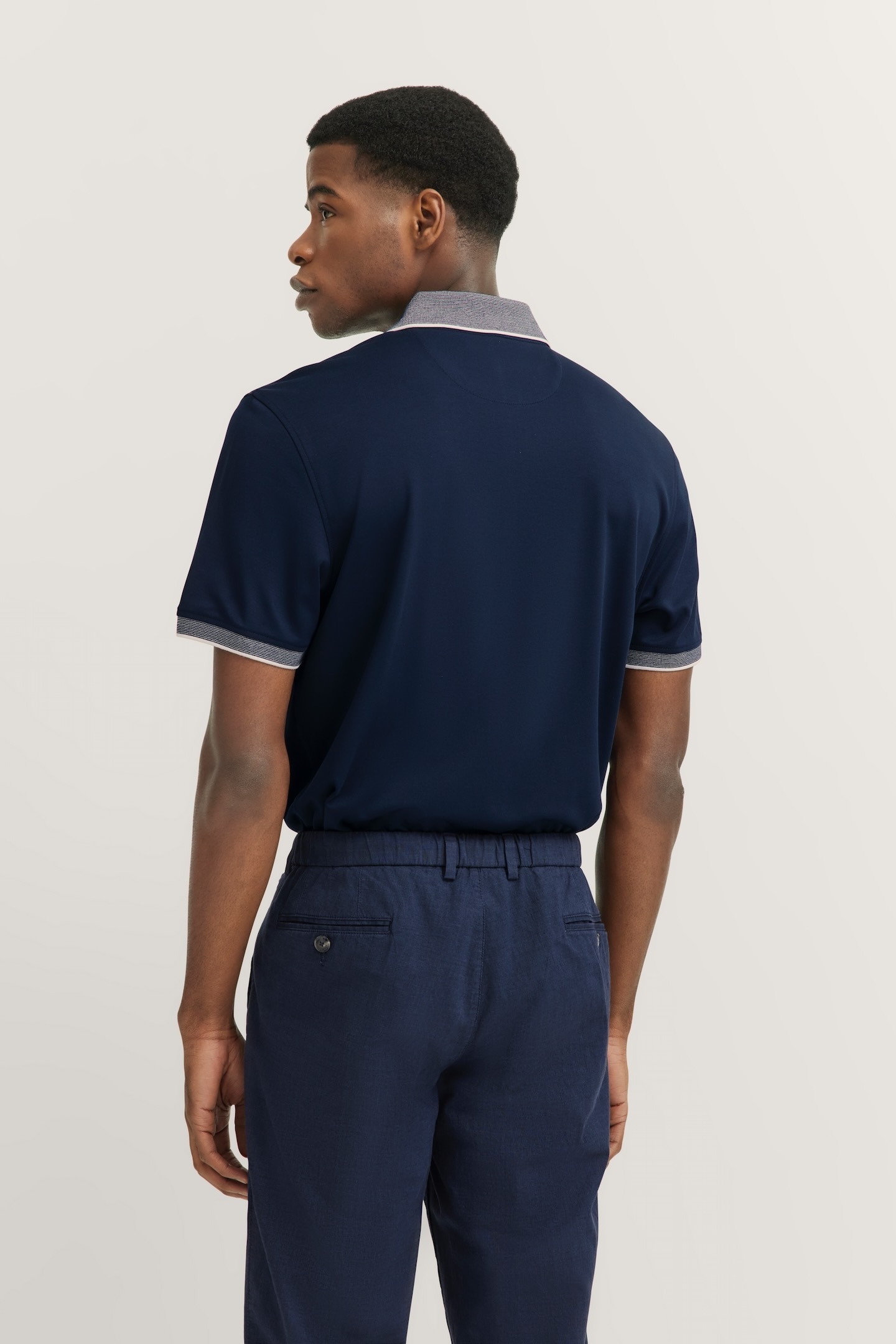 bugatti Poloshirt, mit dezenten Kontraststreifen