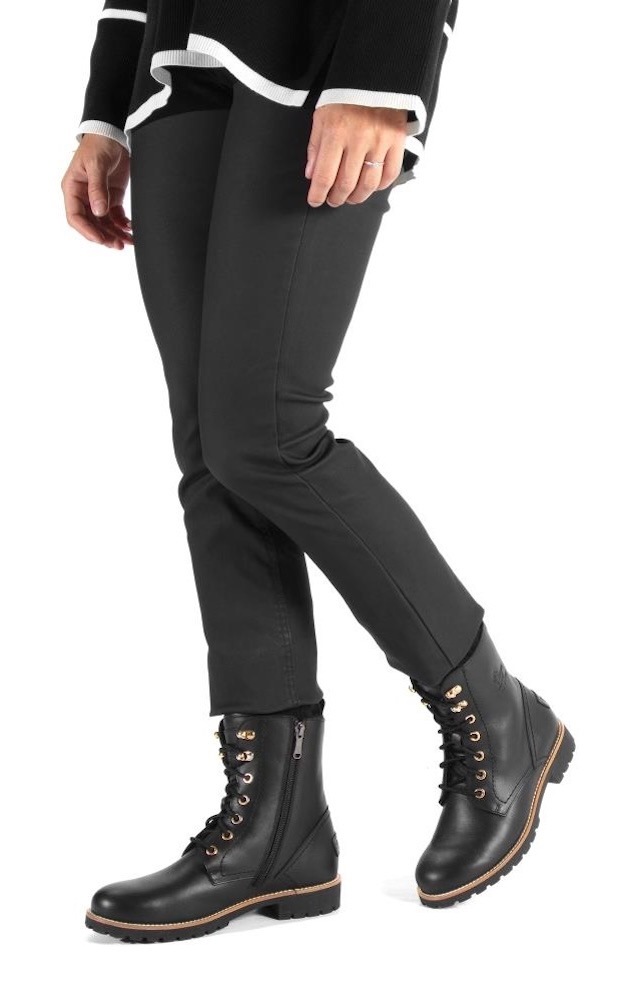 Panama Jack Schnürboots »FARA TRAV B3«, Schnürstiefelette, Boots, Blockabsatz mit griffiger Profilsohle