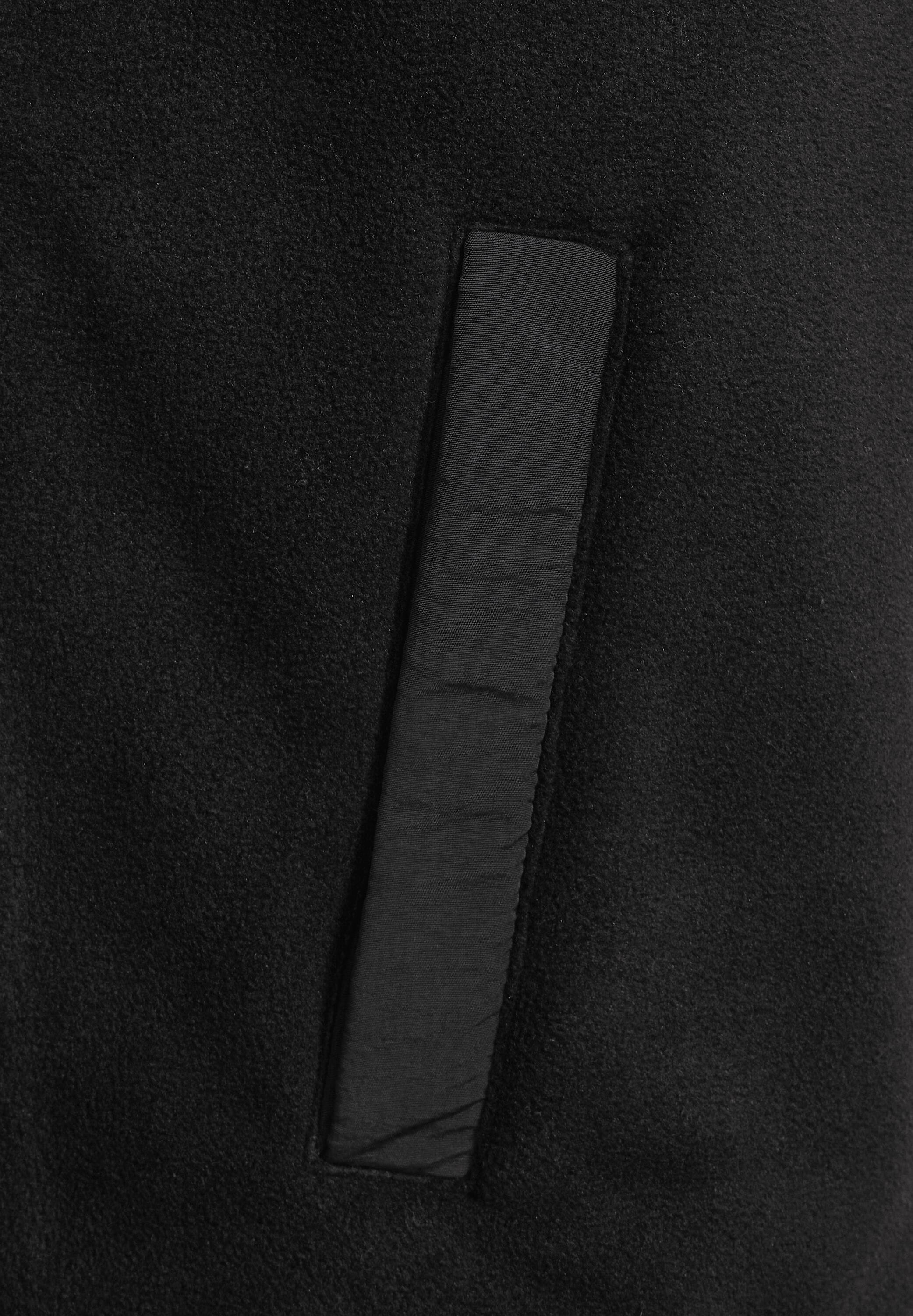 STREET ONE MEN Kurzweste, aus softem Materialmix