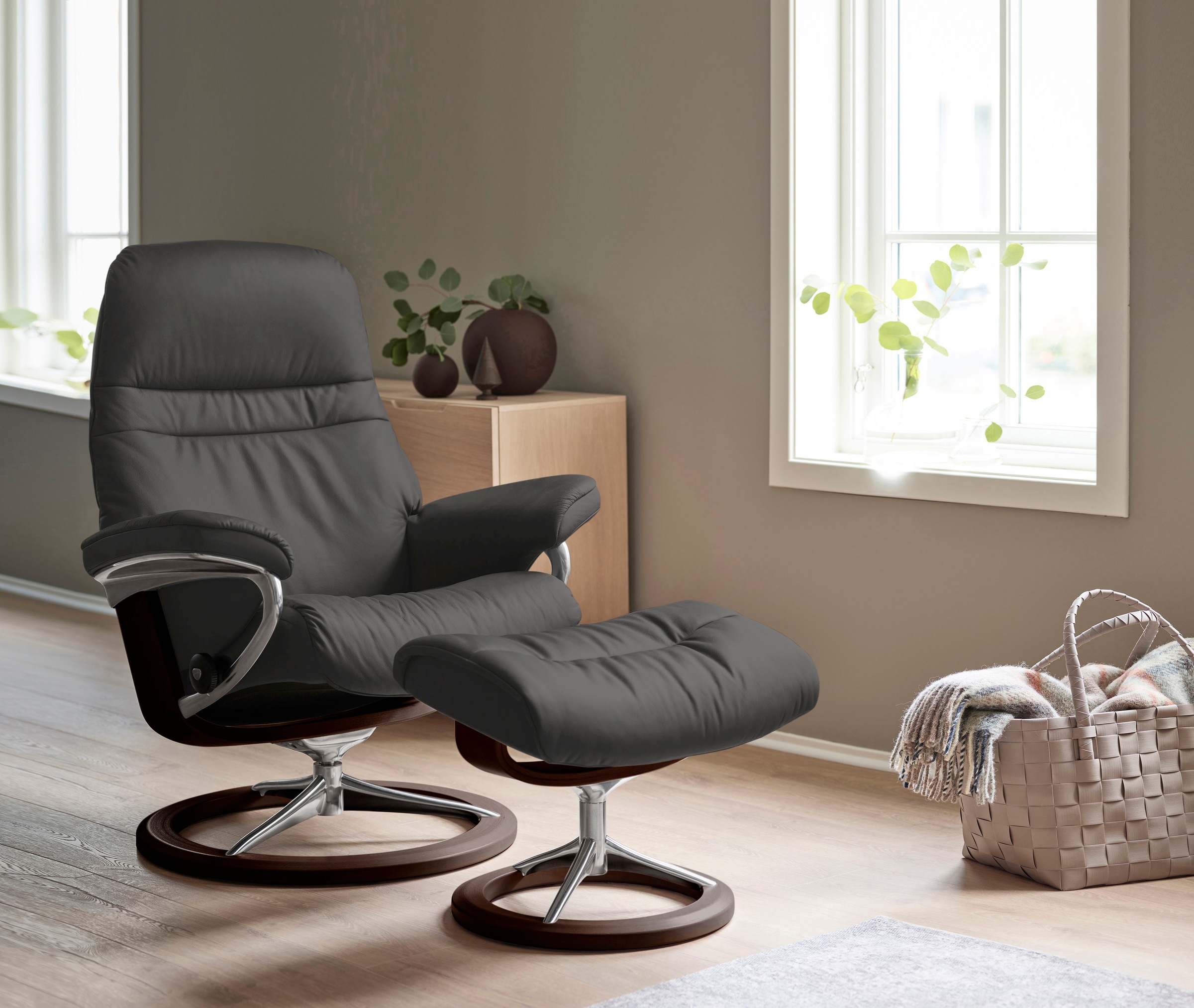 Stressless Relaxsessel "Sunrise" mit Signature Base, Größe M, Gestell Braun