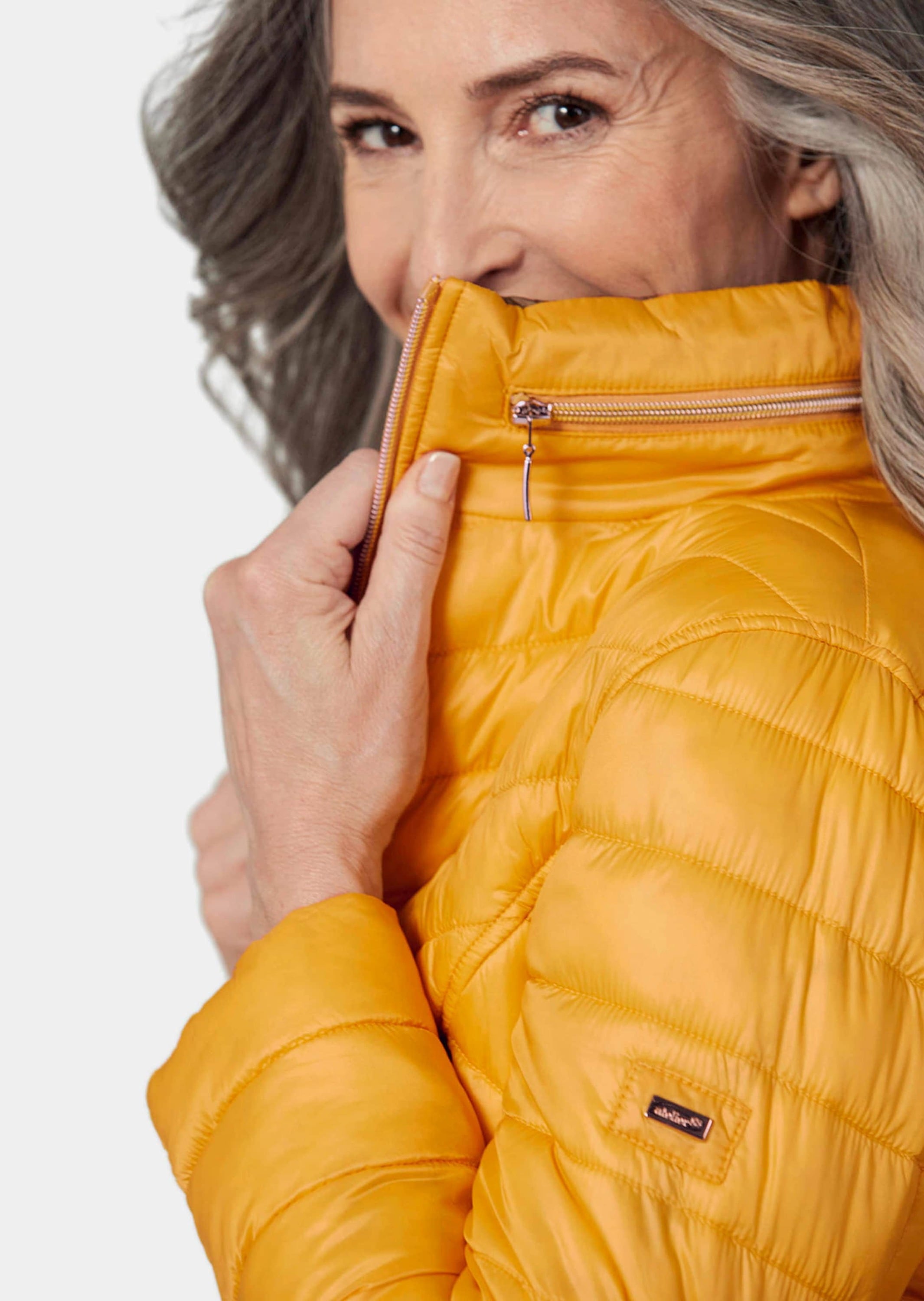 GOLDNER Steppjacke »Kurzgröße Leichte Steppjacke in knitterarmer Ware«