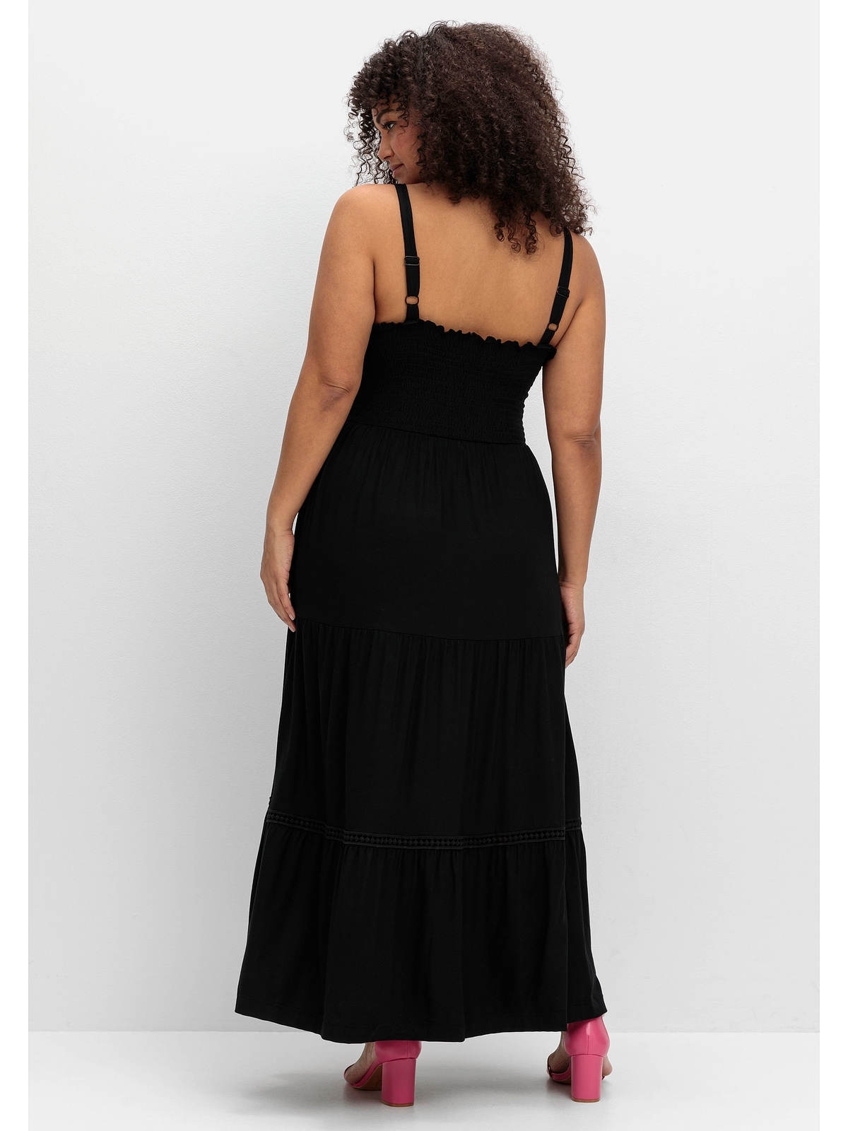 Sheego Sommerkleid »Große Größen«, mit Smok-Oberteil und Volantrock