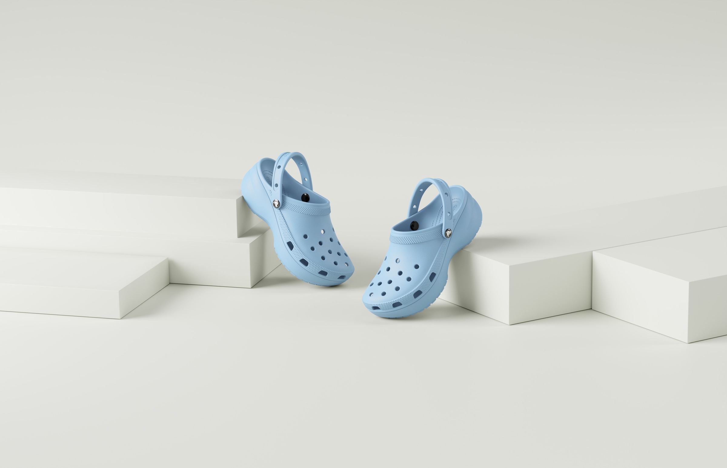 Crocs Clog "Classic Platform Pearl Clog", Plateaschuh, Sandale mit Zierperl günstig online kaufen