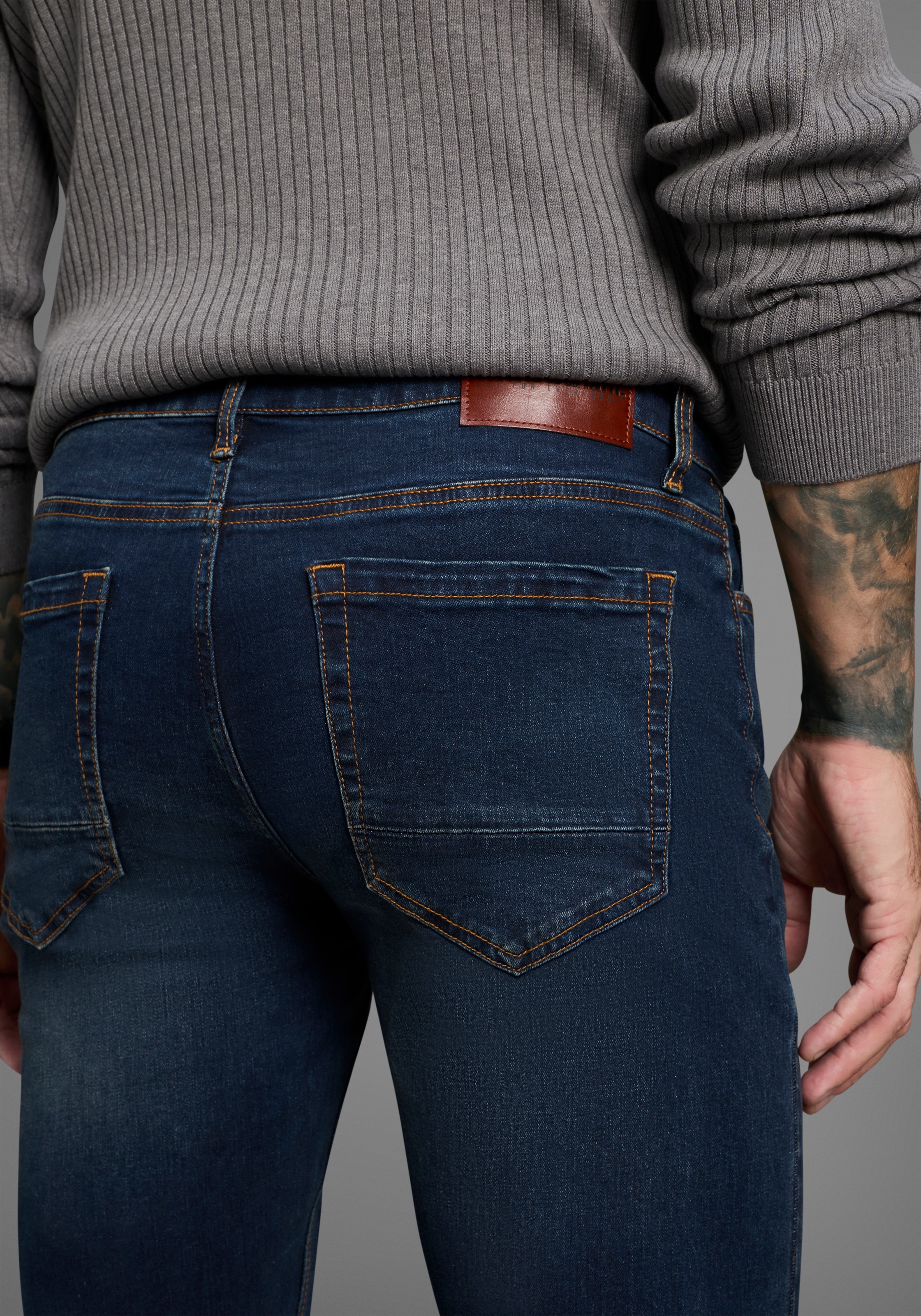 Thumbnail - Bruno Banani Straight-Jeans "Hutch" gerade geschnittenes Bein, niedrige Leibhöhe, reguläre Passform