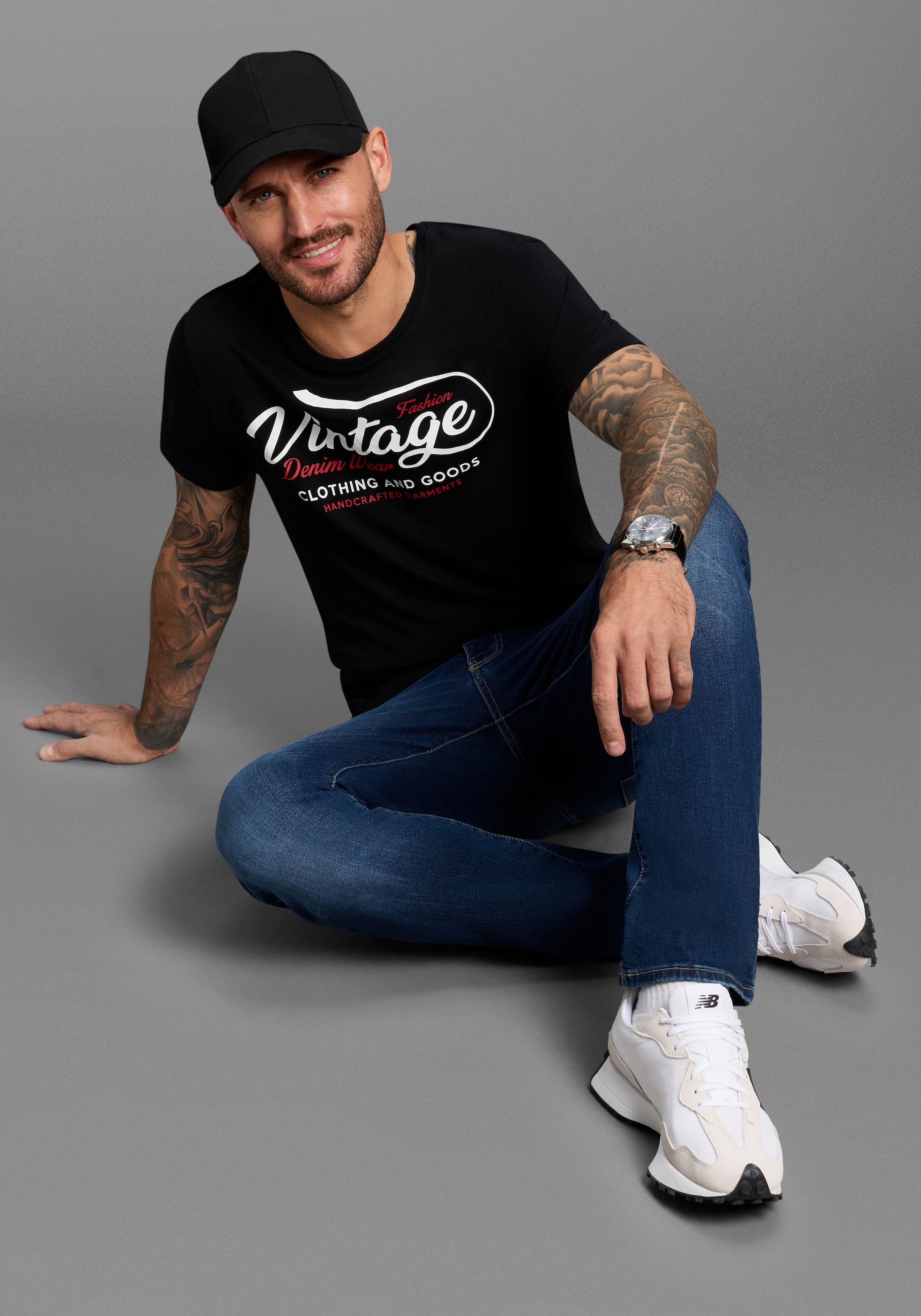 AJC T-Shirt, kurzärmelig, schmal geschnitten, mit stylischem Druck