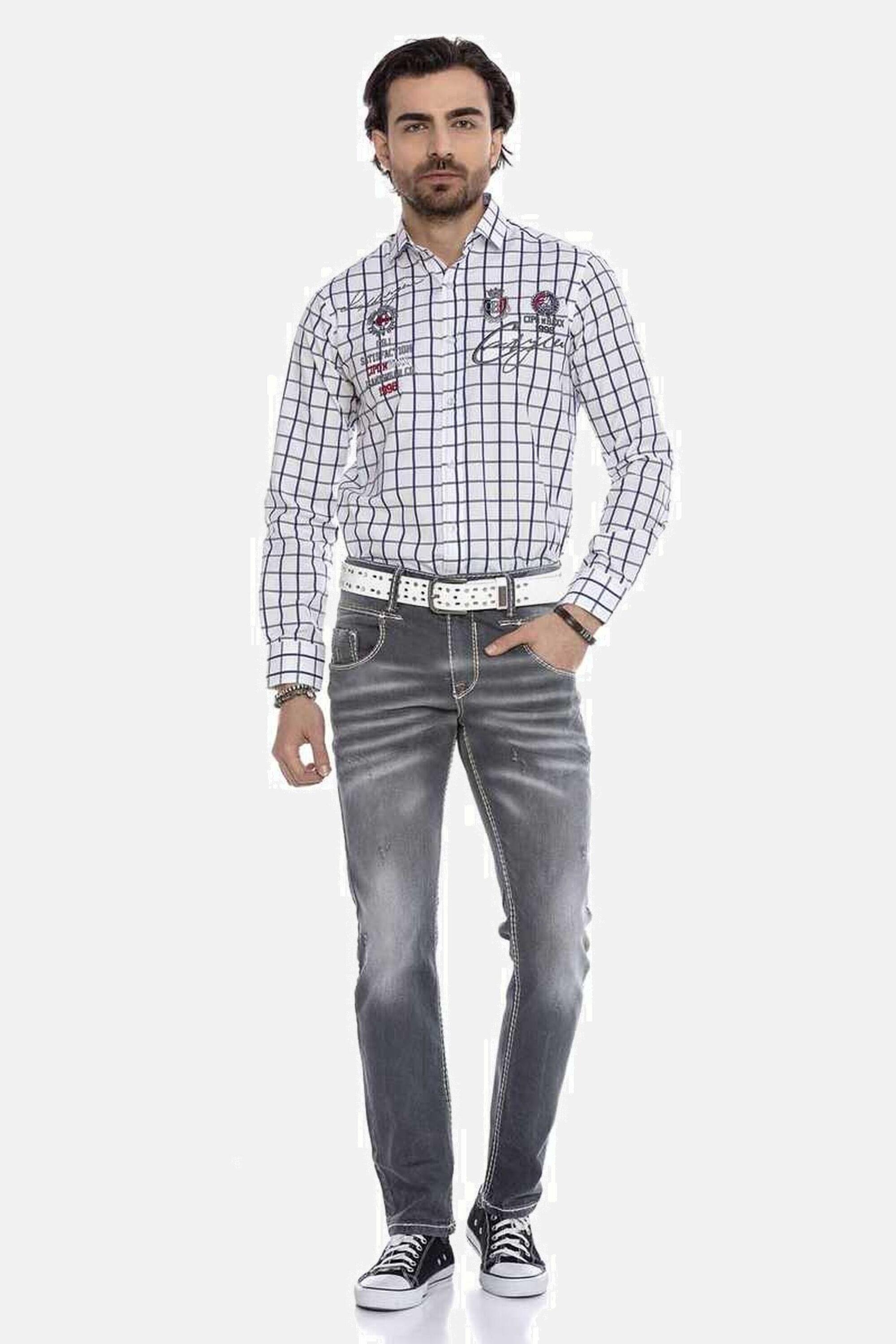 Cipo & Baxx 5-Pocket-Jeans »Jeans«, in modernem Straight Fit-Schnitt, CD668