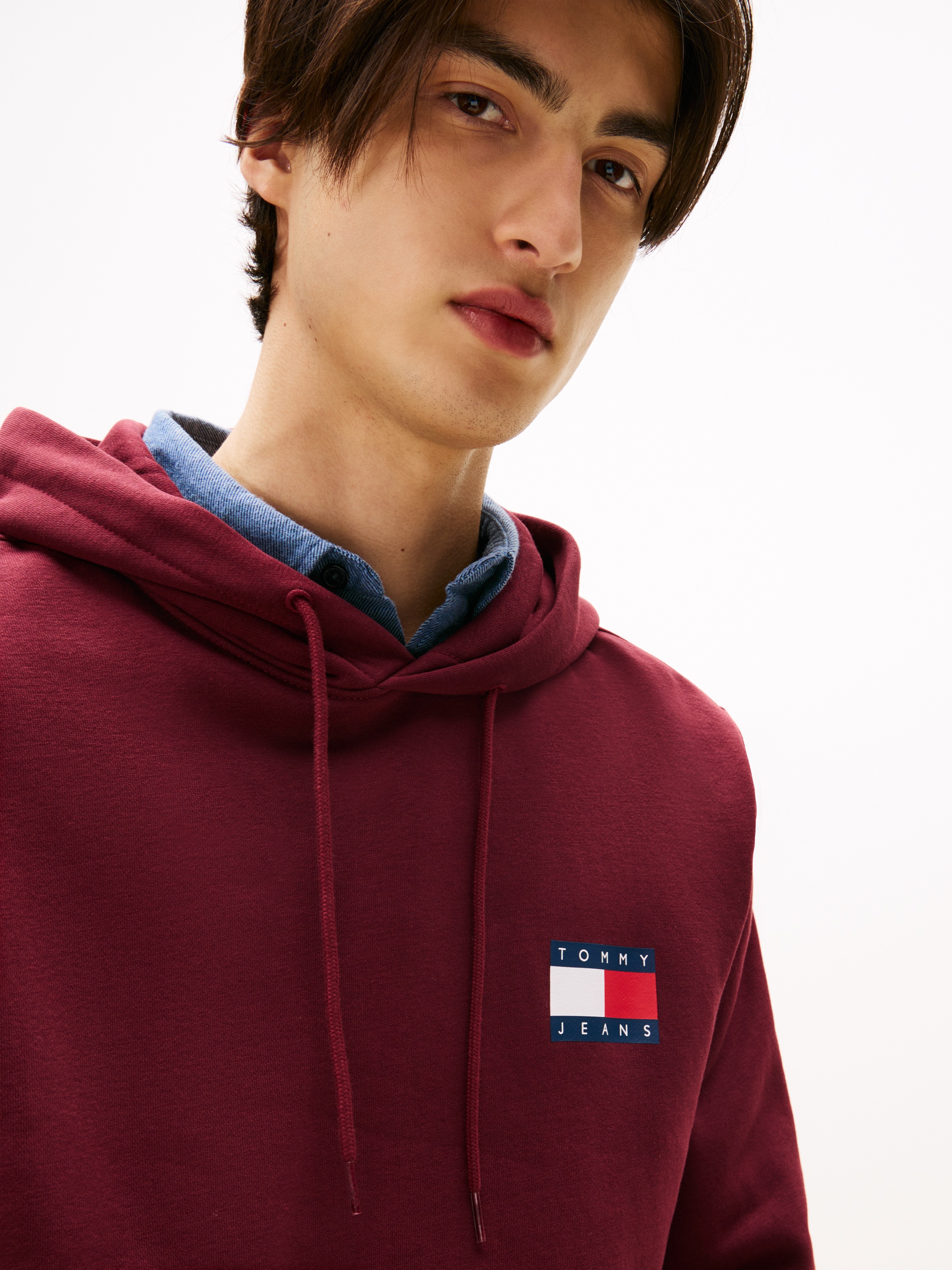 Tommy Jeans "TJM REG ESSENTIAL FLAG HOOD EXT", mit bedruckten Markenlogo au günstig online kaufen