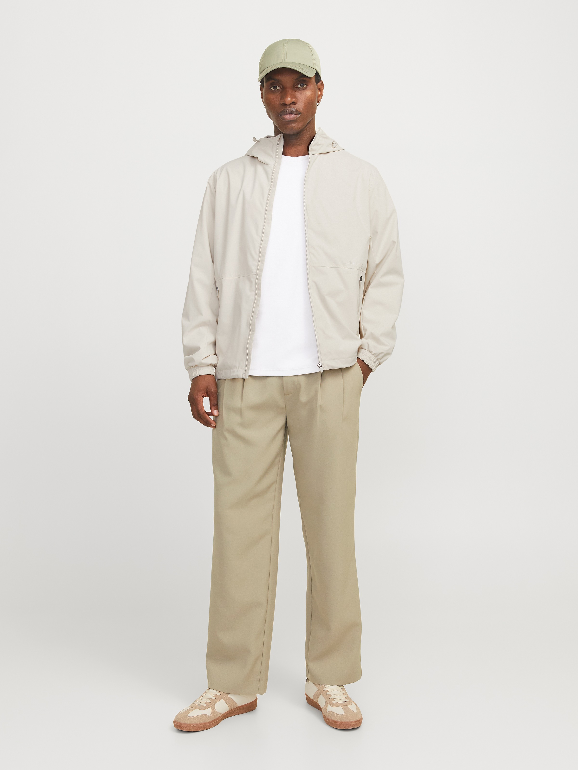 Jack & Jones Outdoorjacke »JJEURBAN LIGHT JACKET SN«, mit Kapuze, mit Kapuze