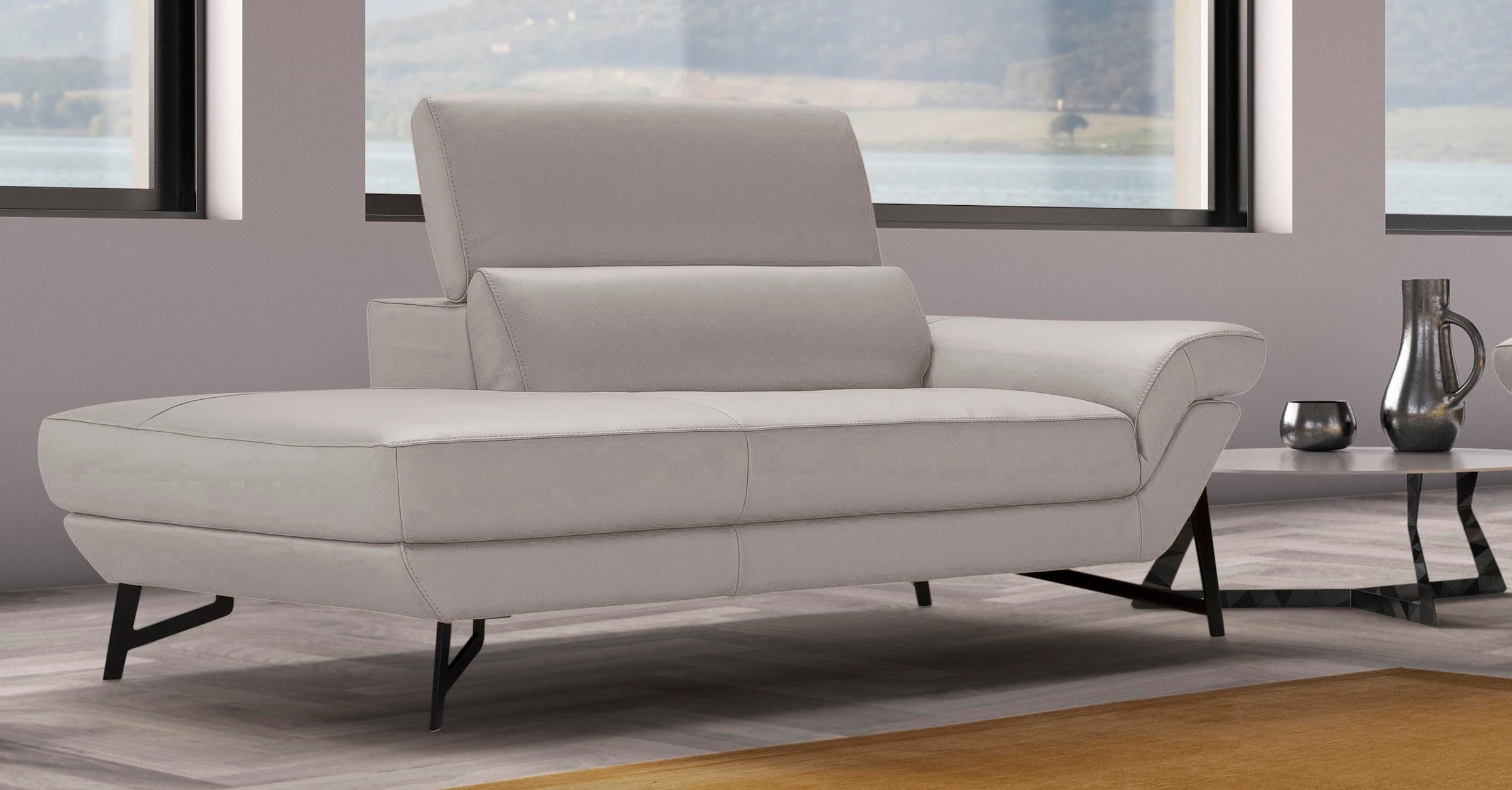 Egoitaliano Ottomane "Narcisa, Designsofa", mit verstellbarer Kopfstütze, Solitärmöbel als Blickfang