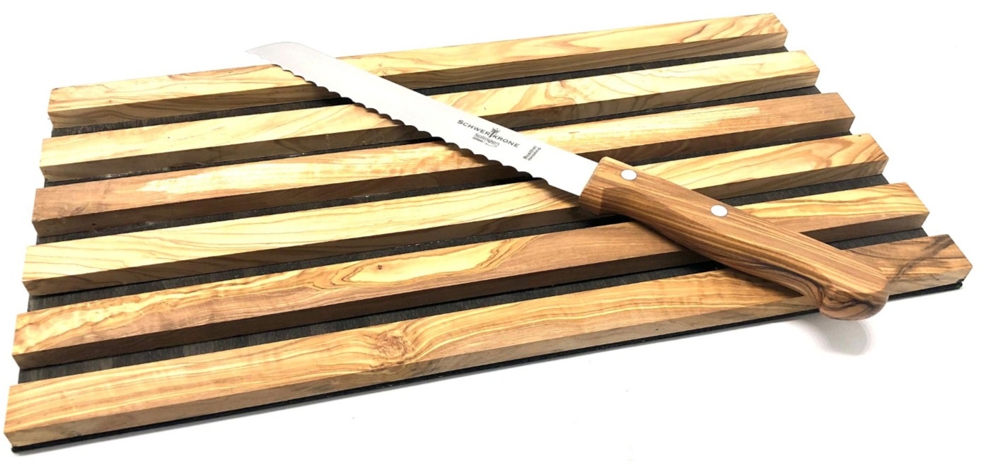 Olivenholz-erleben Brotschneidebrett »Schneidebrett plus Brotmesser, Olivenholz«, (Set, 2 St., 1x Brotschneidebrett, 1x Brotmesser, plus Überraschung), praktische Rillen zur Aufnahme der Brotkrümel