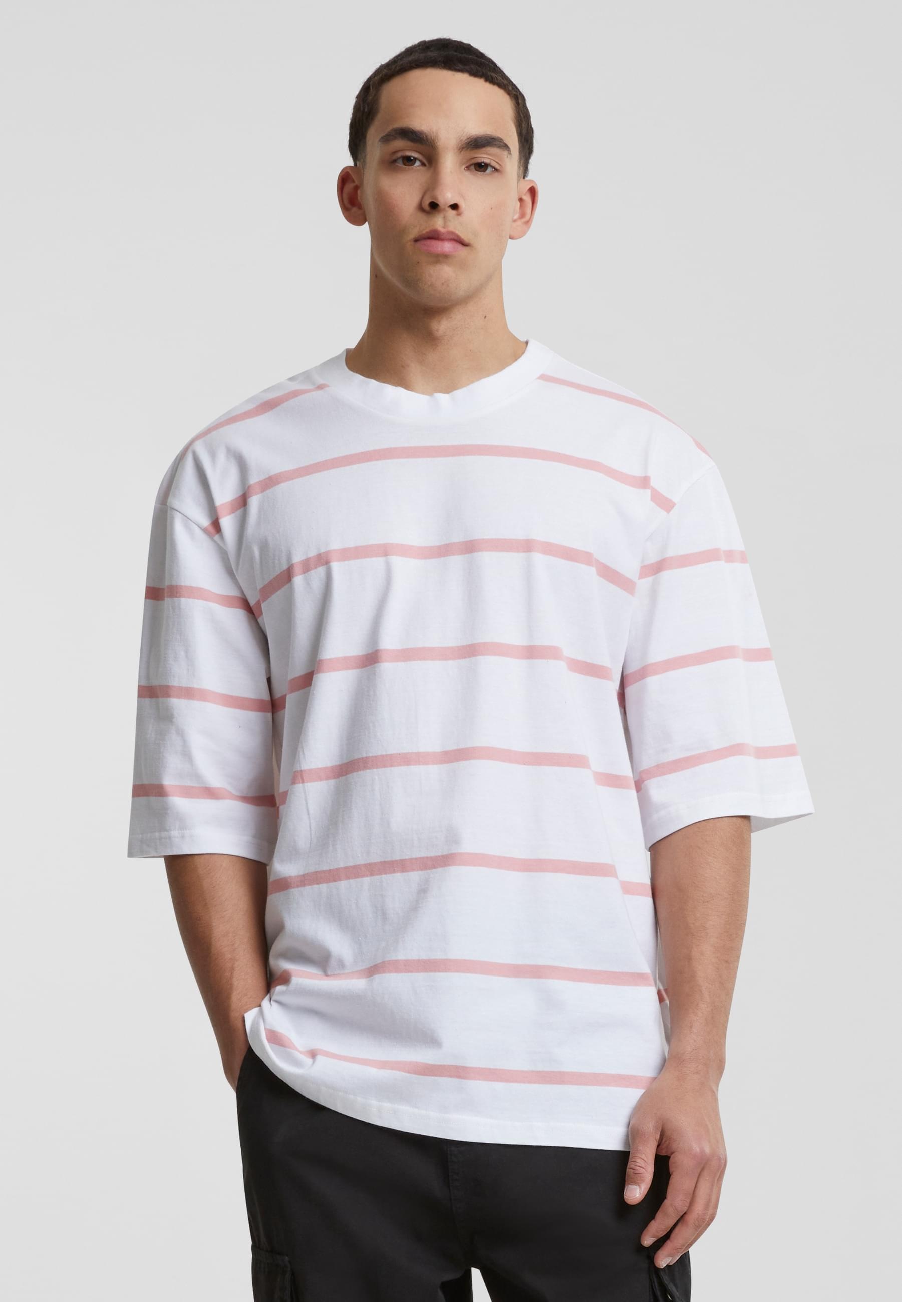 URBAN CLASSICS T-Shirt »Urban Classics Herren Oversized Sleeve Modern Stripe Tee«, (1 tlg.)
