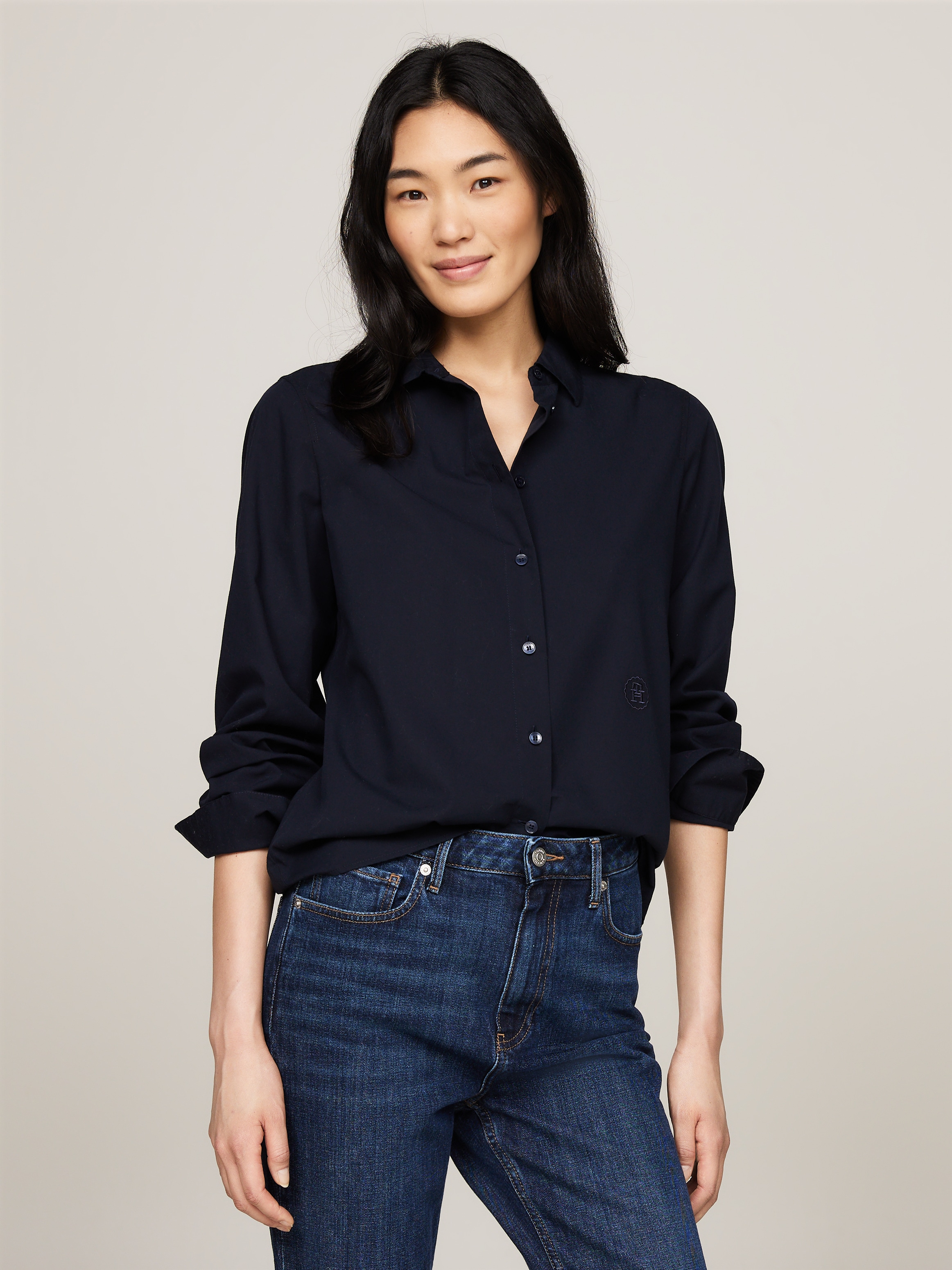 Tommy Hilfiger Hemdbluse "ESS POPLIN REGULAR SHIRT", mit Popeline, gestickt günstig online kaufen