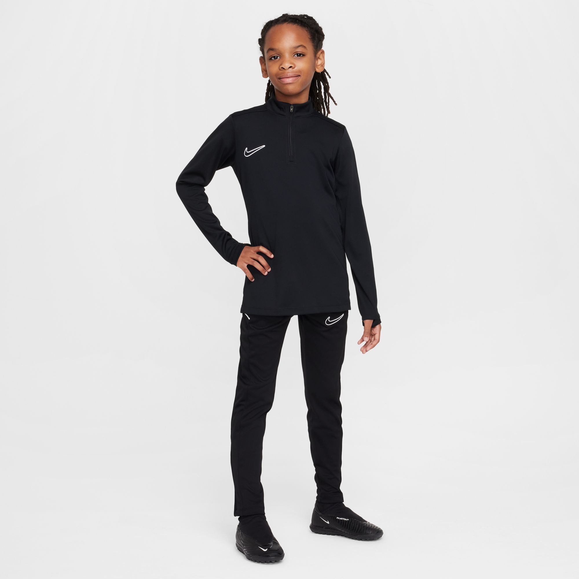 Nike Trainingsshirt »K NK DF ACD25 DRIL TOP -PD« für kühleres Wetter, mit Daumenöffnungen an den Bündchen