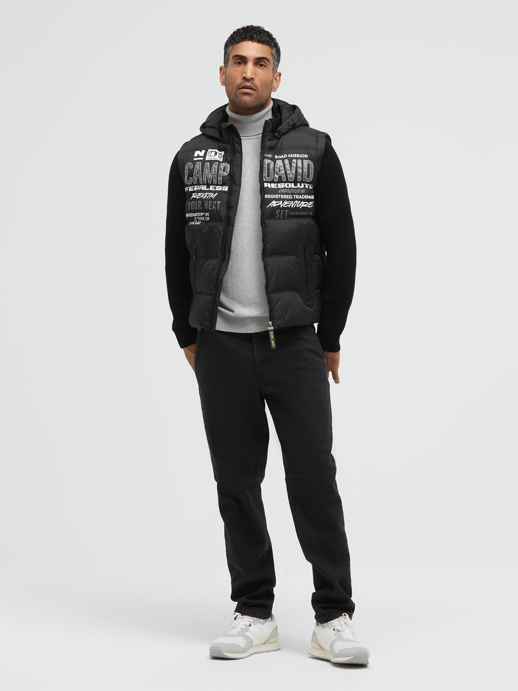 CAMP DAVID Winterjacke mit Kapuze mit abnehmbaren Ärmeln