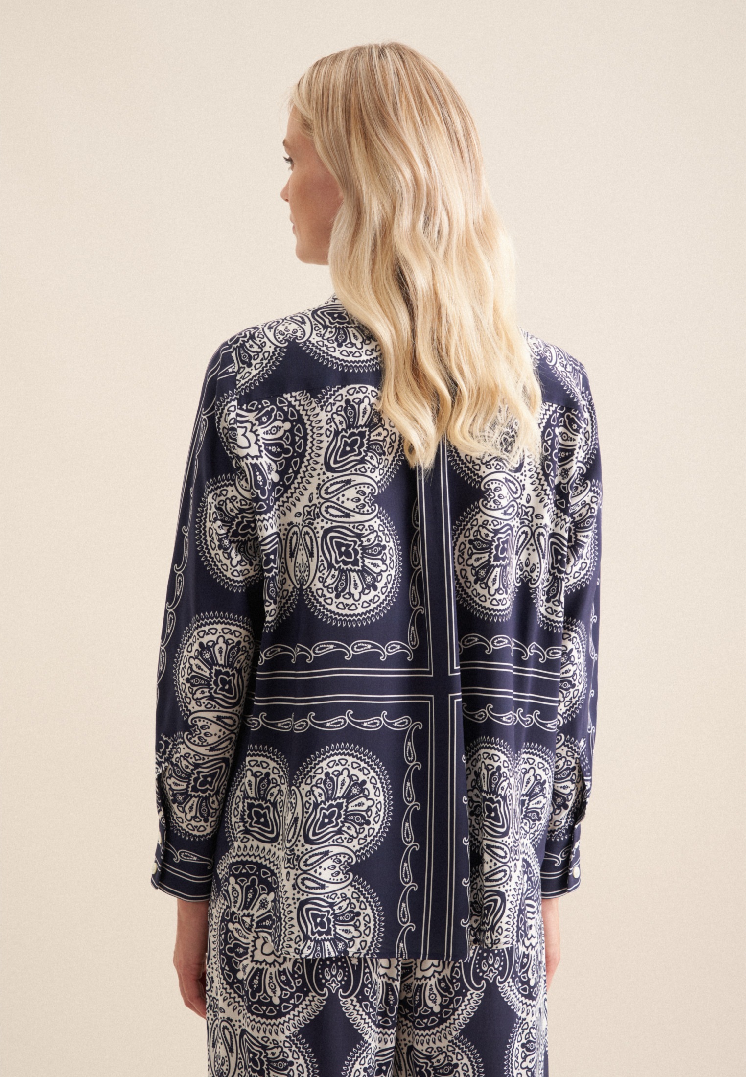 seidensticker Hemdbluse "Schwarze Rose", 1/1 Kragen Tuchprint günstig online kaufen