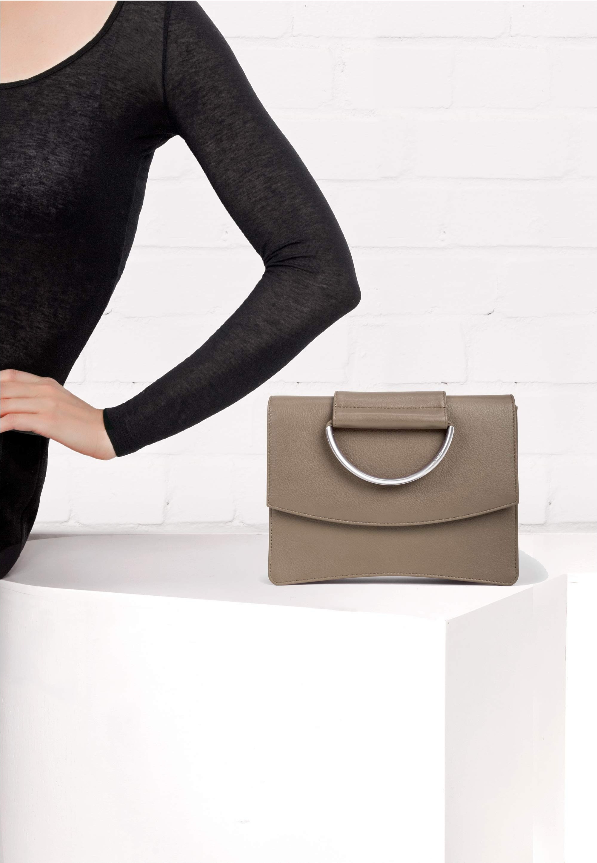 GRETCHEN Schultertasche »Oyster Clutch Three«, aus italienischem Kalbsleder