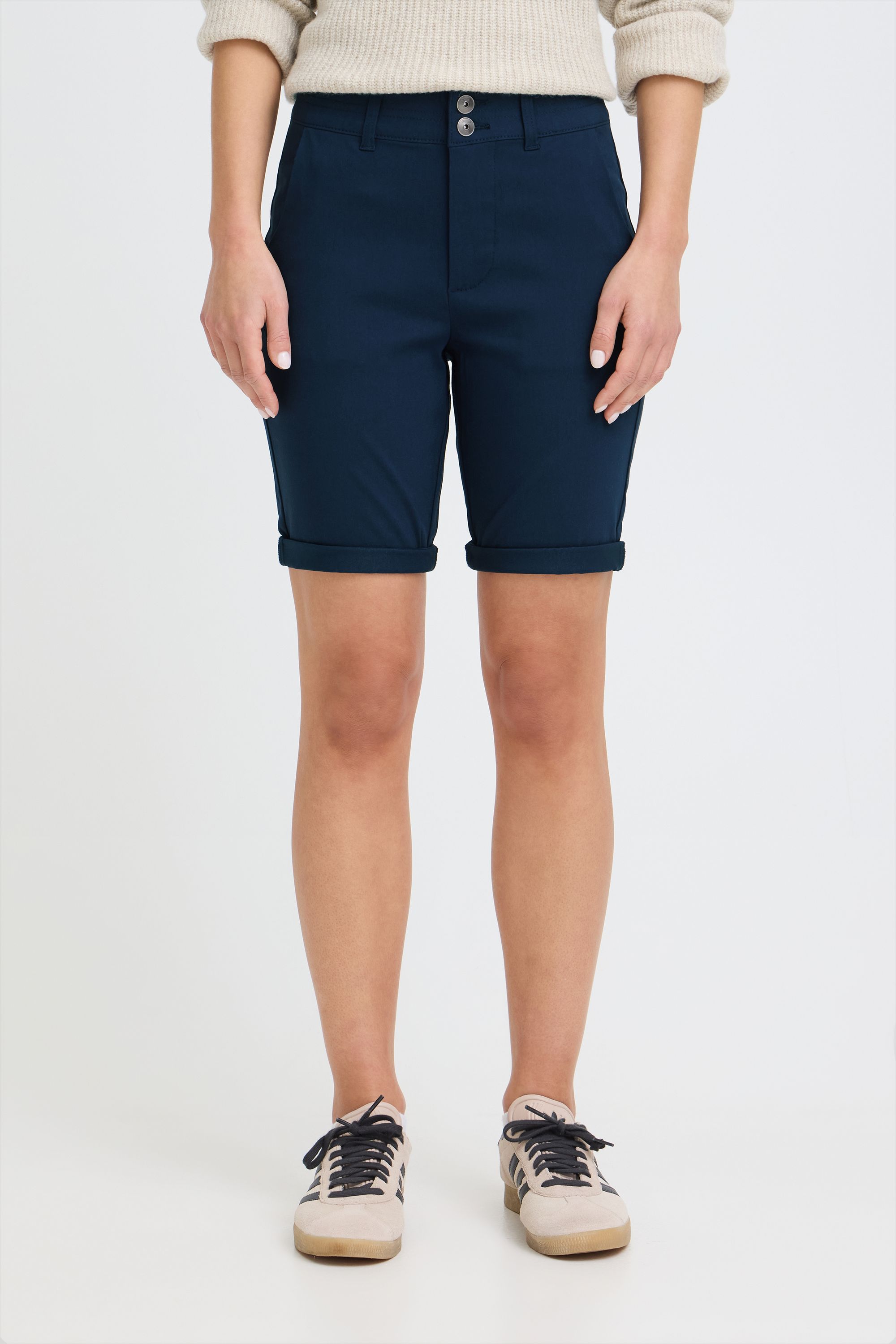 Thumbnail - OXMO Chinoshorts "Chinoshorts OXKeily"