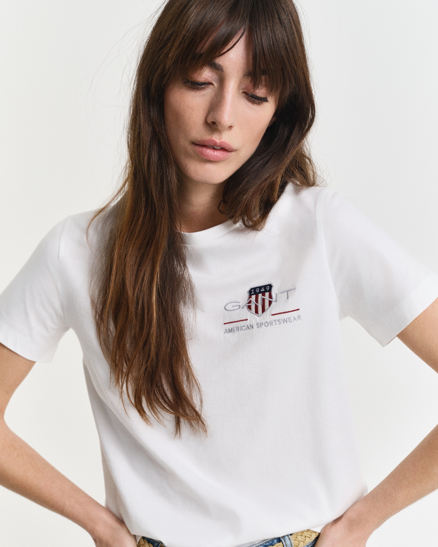 Gant T-Shirt »REG ARCHIVE SHIELD SS T-SHIRT«, Stickerei, Rundhals,
