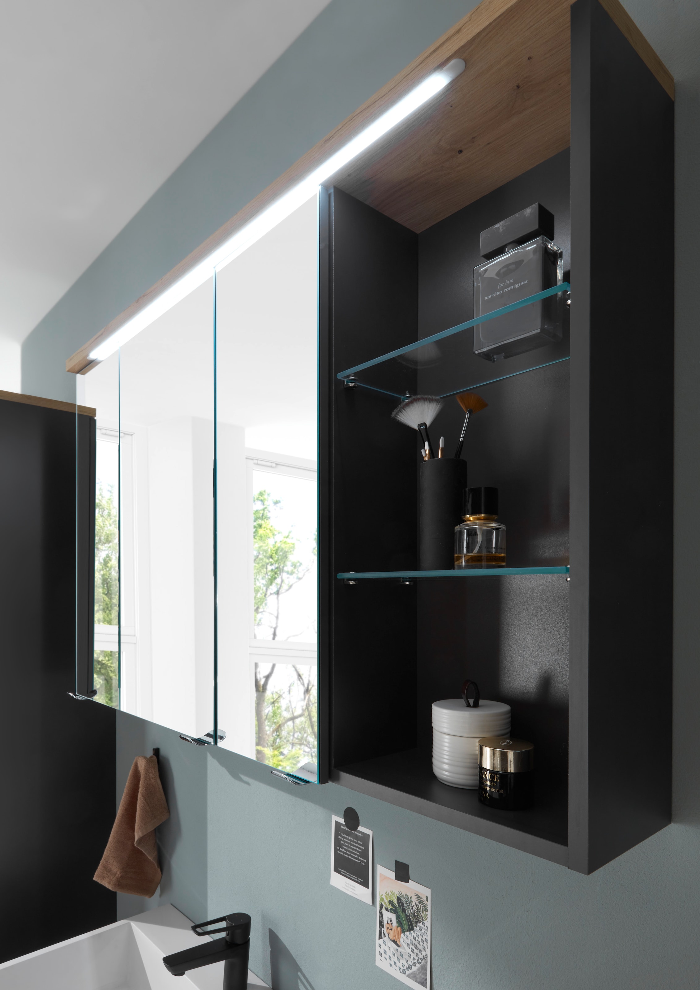 BASIC by Balculina Spiegelschrank »Memphis, Badezimmerschrank BxHxT 110x70x22«, (1 St.), Breite 110 cm, Tür L/R montierbar, Softclose