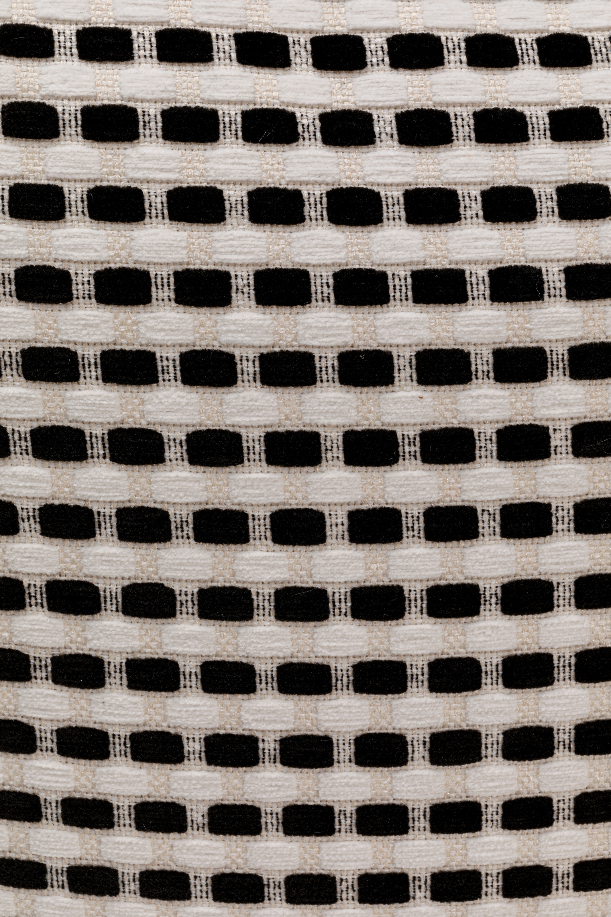 Kare Design Dekokissen »Jacky, Kissenhülle mit Füllung, 45x45 cm« stützt Kopf und Nacken angenehm und sorgt für erholsamen Schlaf