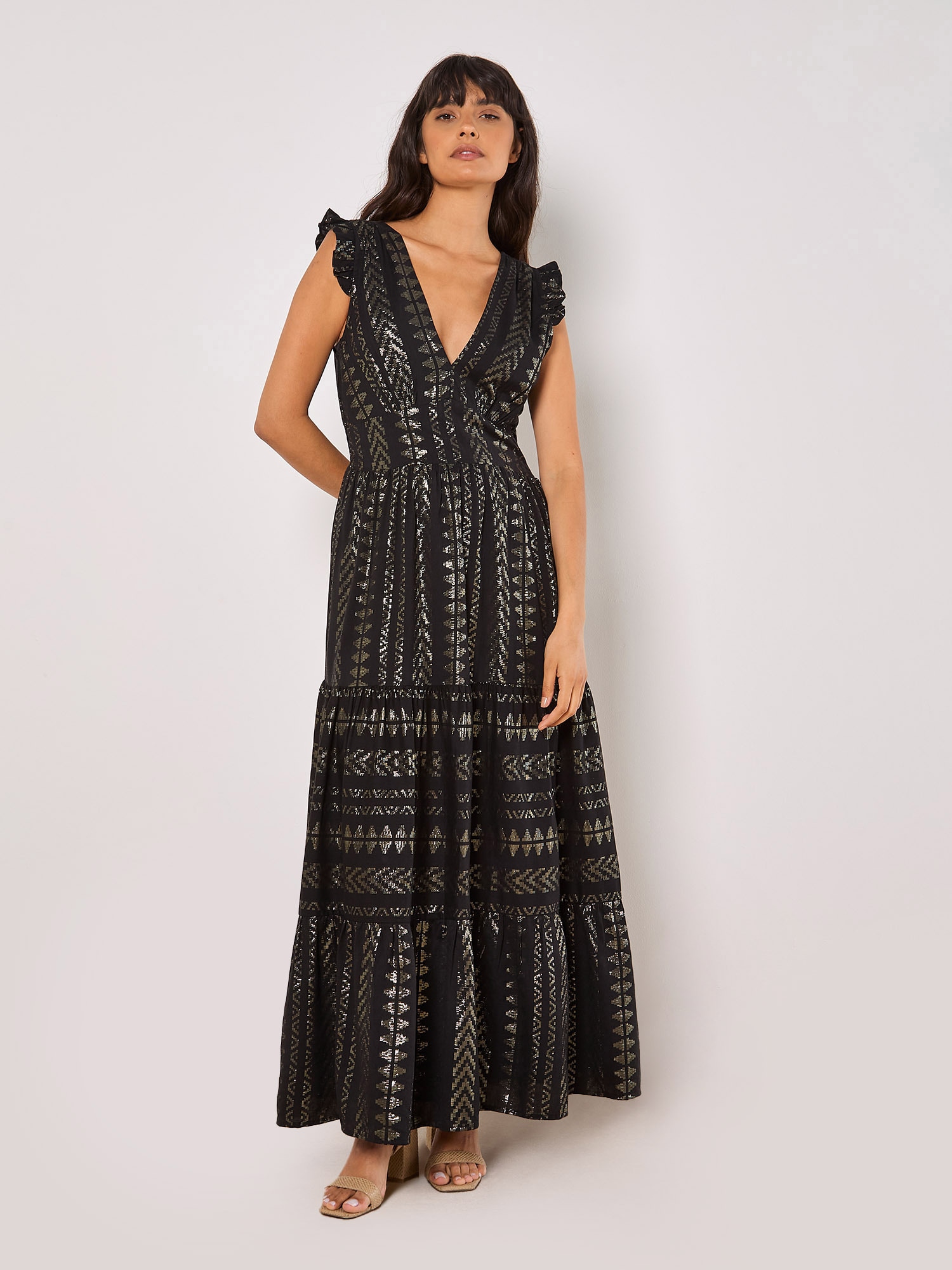Apricot Maxikleid "Ruffle Hem Maxi Dress" mit Rüschenärmeln