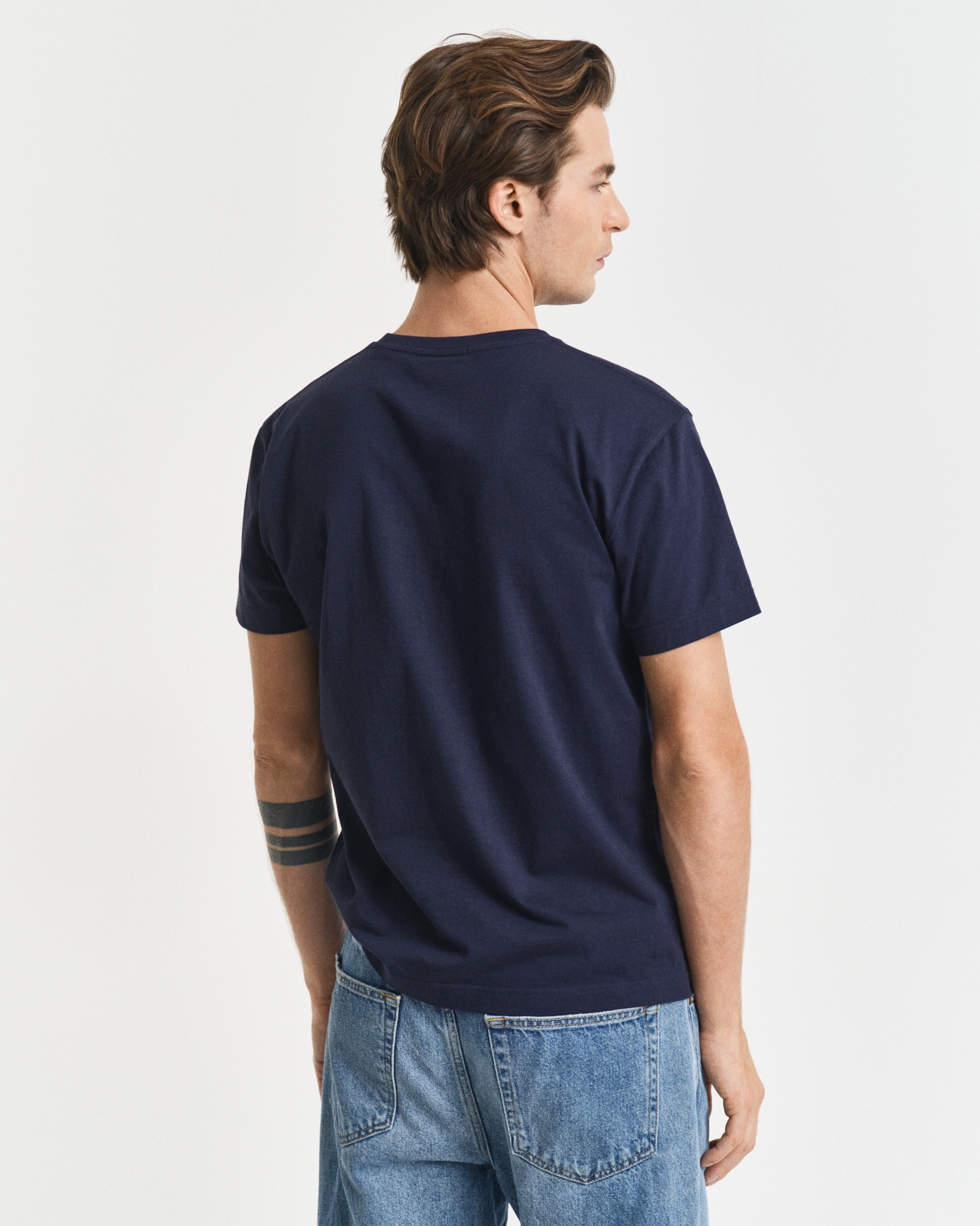 Gant T-Shirt »SLIM SHIELD SS T-SHIRT«, mit Logostickerei auf der Brust