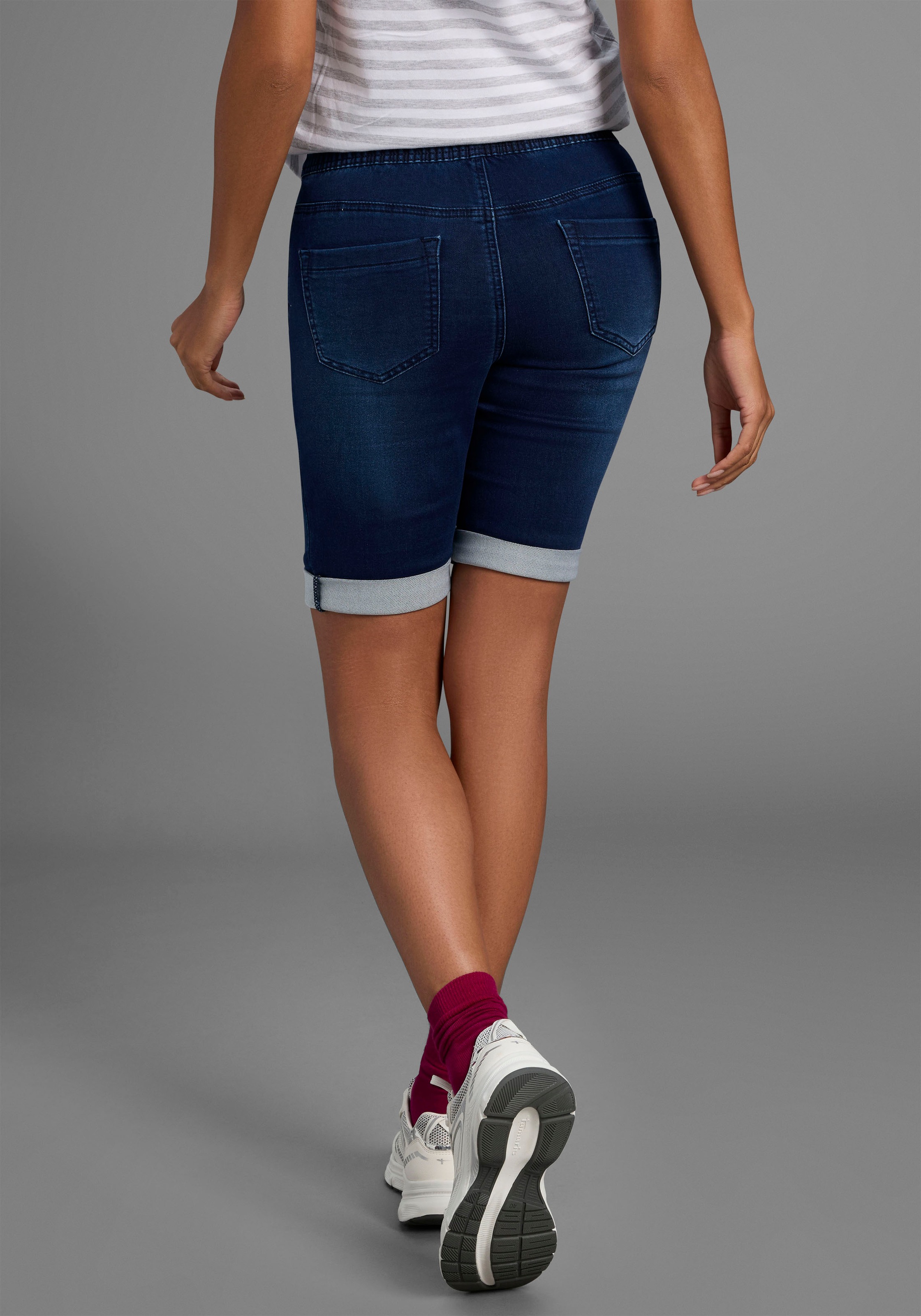 Arizona Jogg-Jeansbermudas, hohe Leibhöhe, krempelbare Beinabschlüsse, Used günstig online kaufen