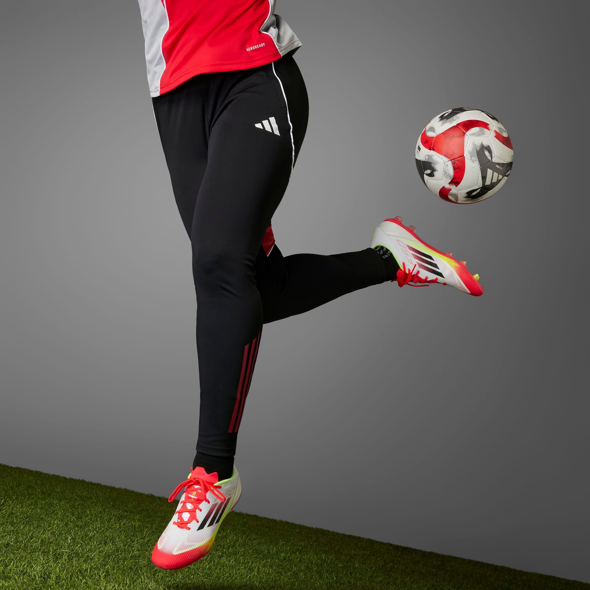 adidas Performance Fußballschuh »F50 LEAGUE FG/MG«