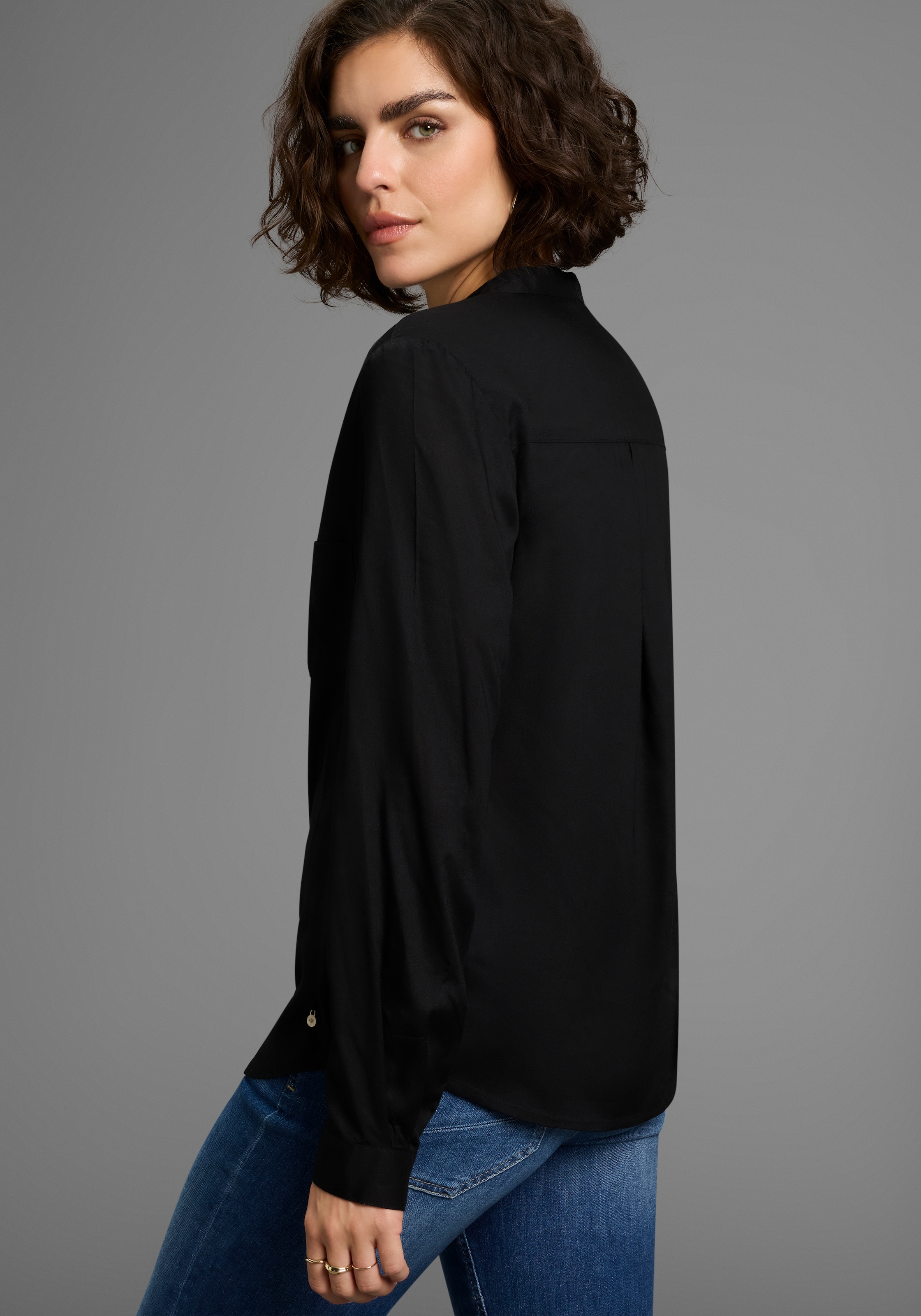 AJC Hemdbluse, mit kleinem Stehkragen und Brusttasche