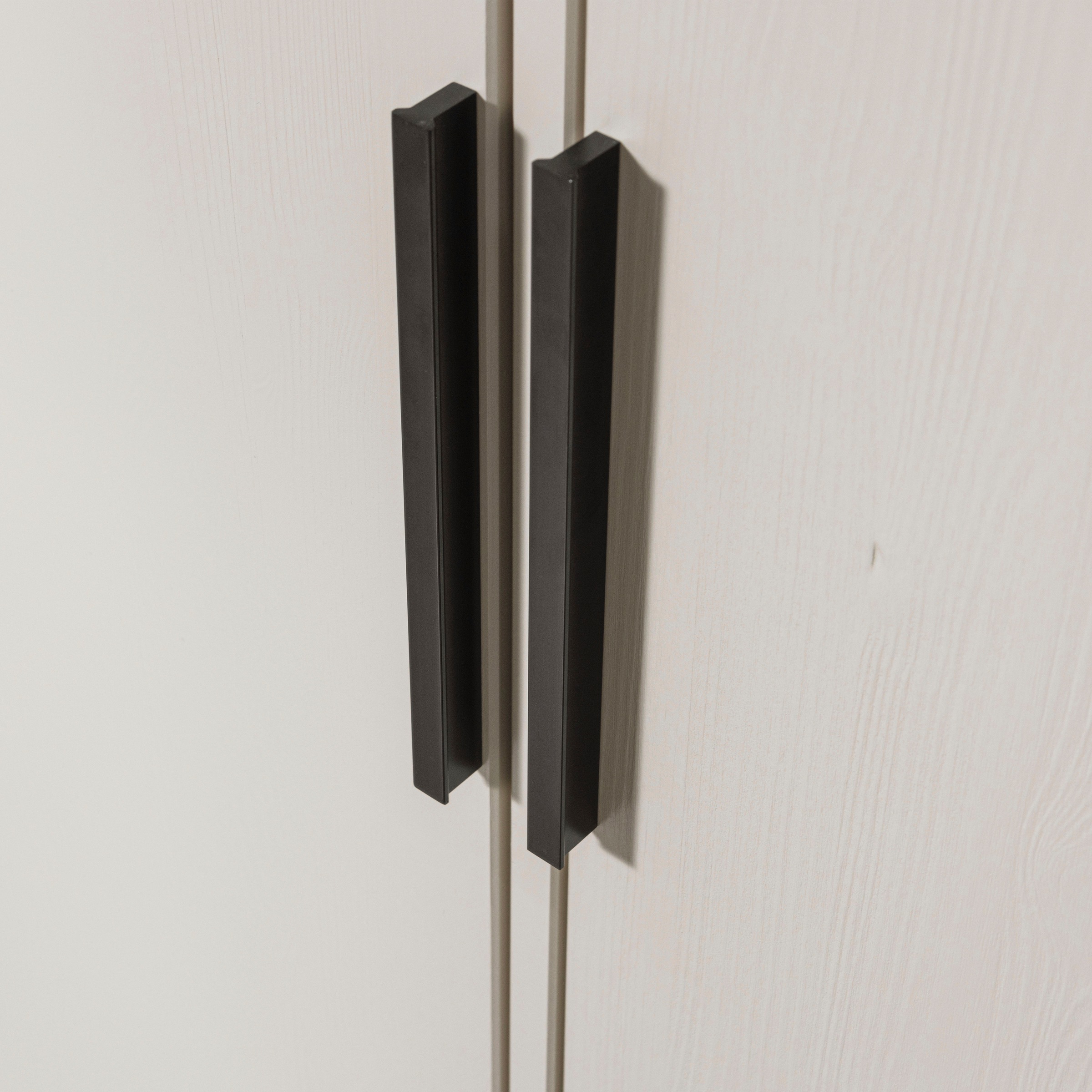 WOOOD Mehrzweckschrank »Adam massiv FSC® Schublade Metallgriffe Kleidersystem« Schublade integriert, Metallakzente