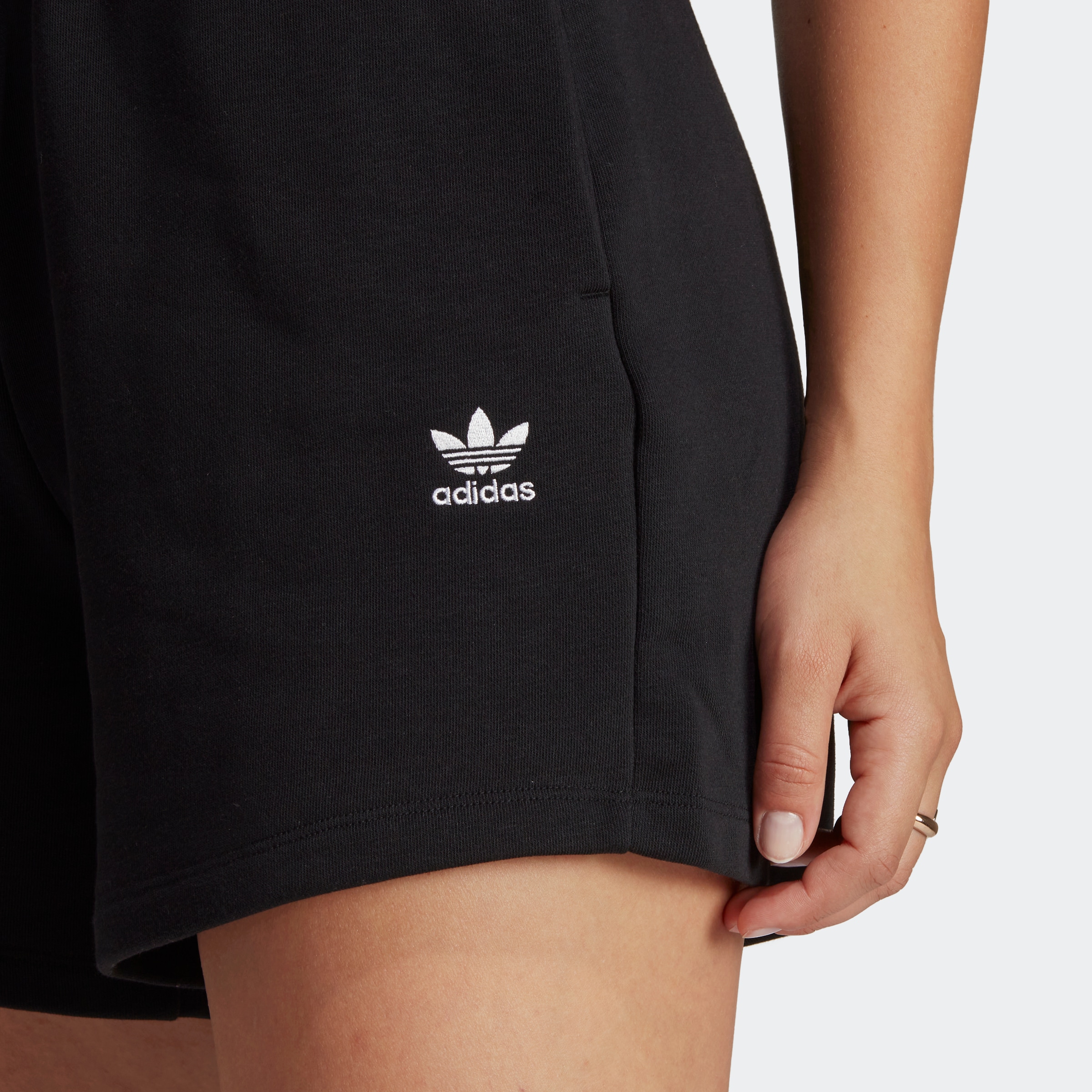 FRENCH | TERRY« »ADICOLOR Originals Shorts kaufen adidas ESSENTIALS BAUR