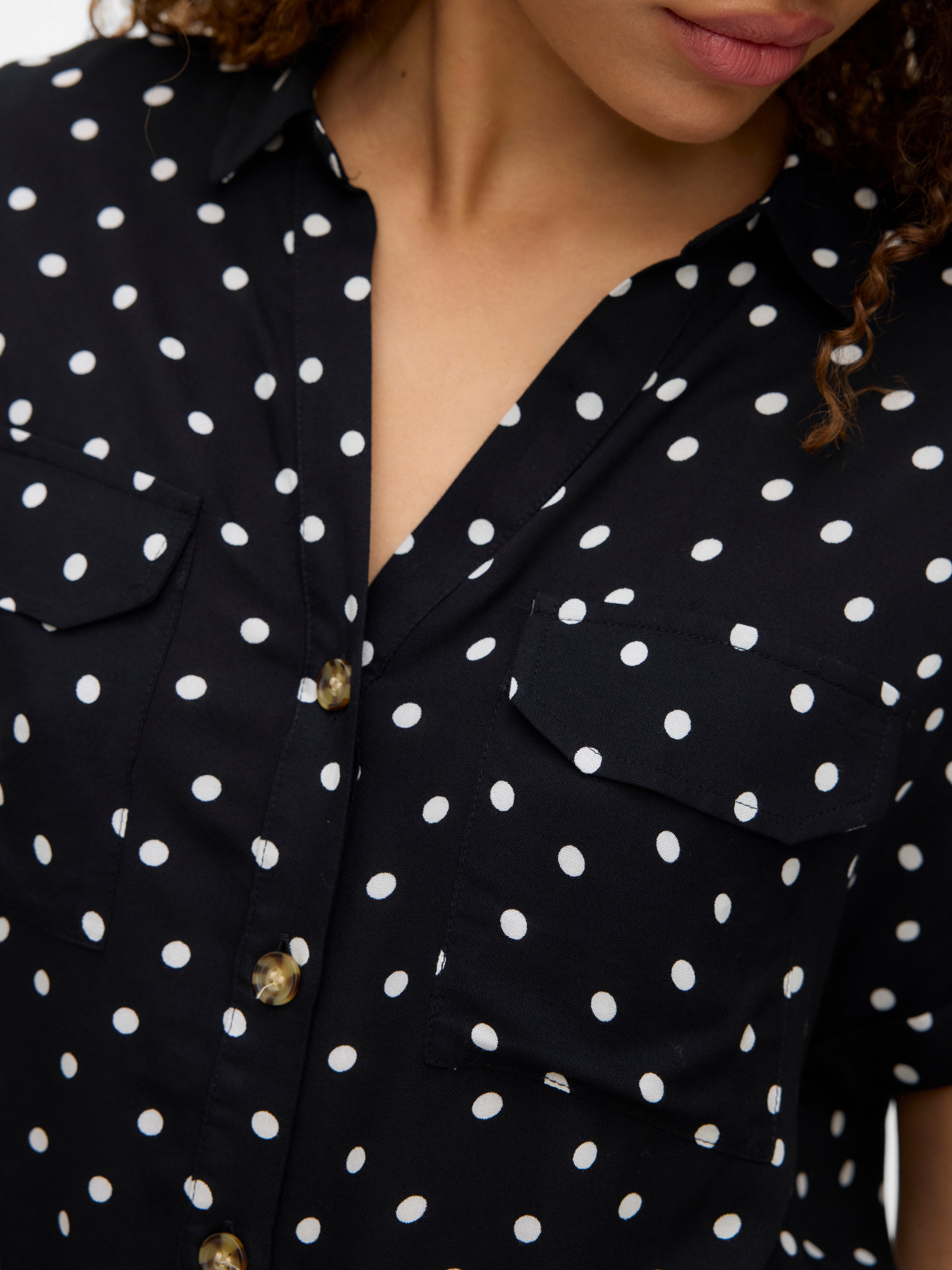 Thumbnail - Vero Moda Kurzarmbluse "VMBUMPY SS SHIRT AOP WVN GA NOOS" Viskose, regular fit