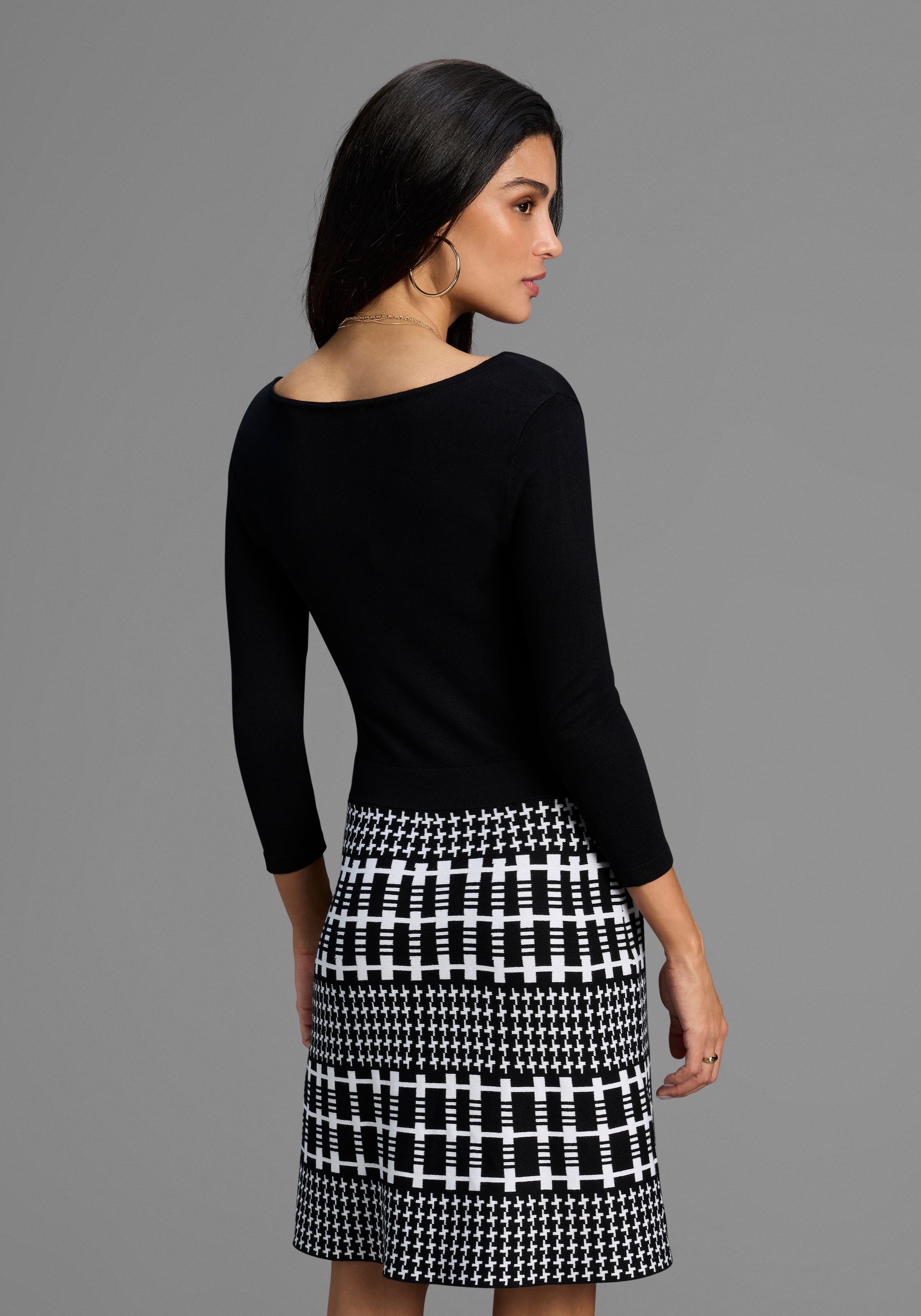 Bruno Banani Strickkleid, mit tollem Jacquard-Rock günstig online kaufen