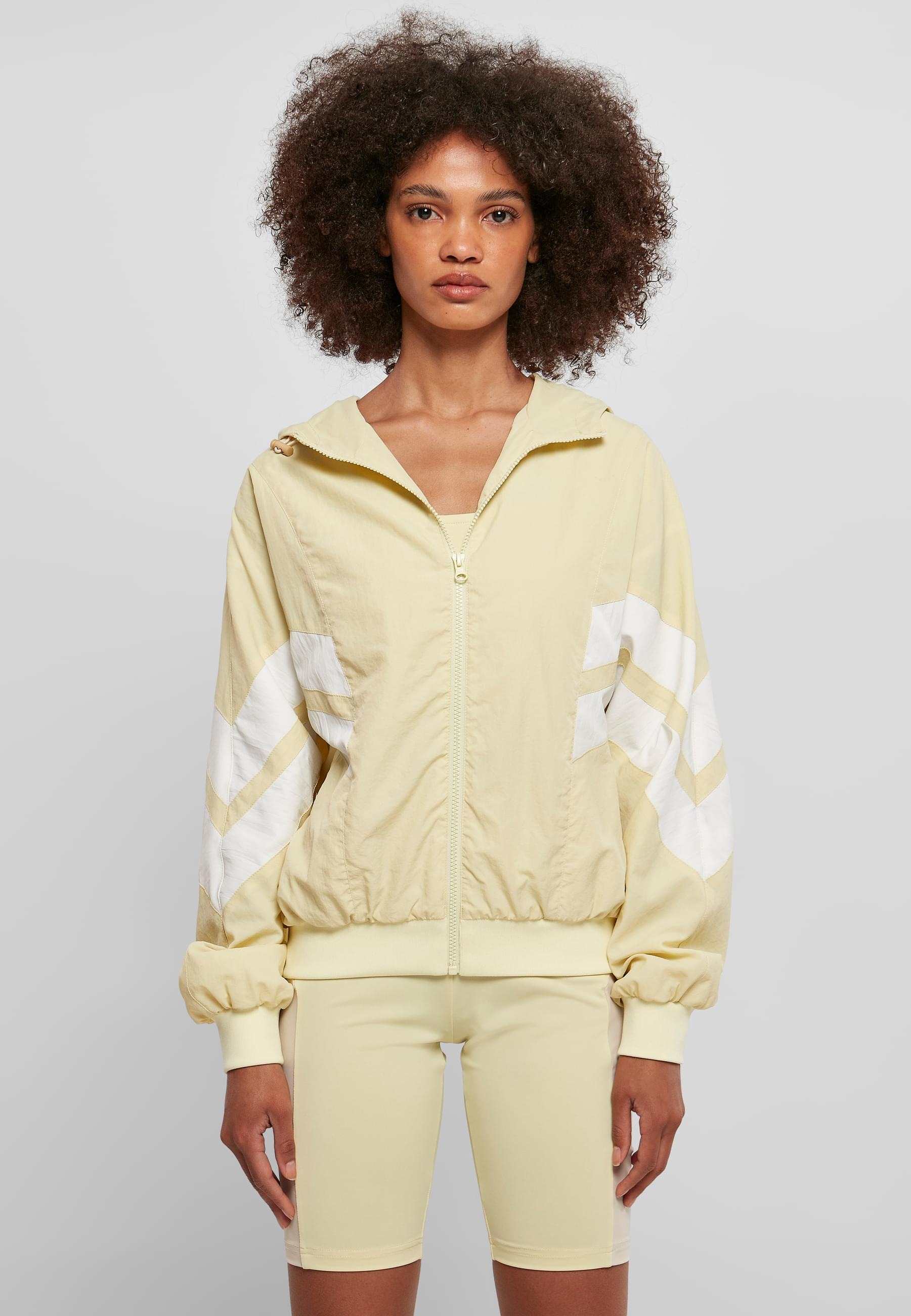 URBAN CLASSICS Allwetterjacke »Urban Classics Damen Ladies Crinkle Batwing Jacket«, (1 St.), mit Kapuze