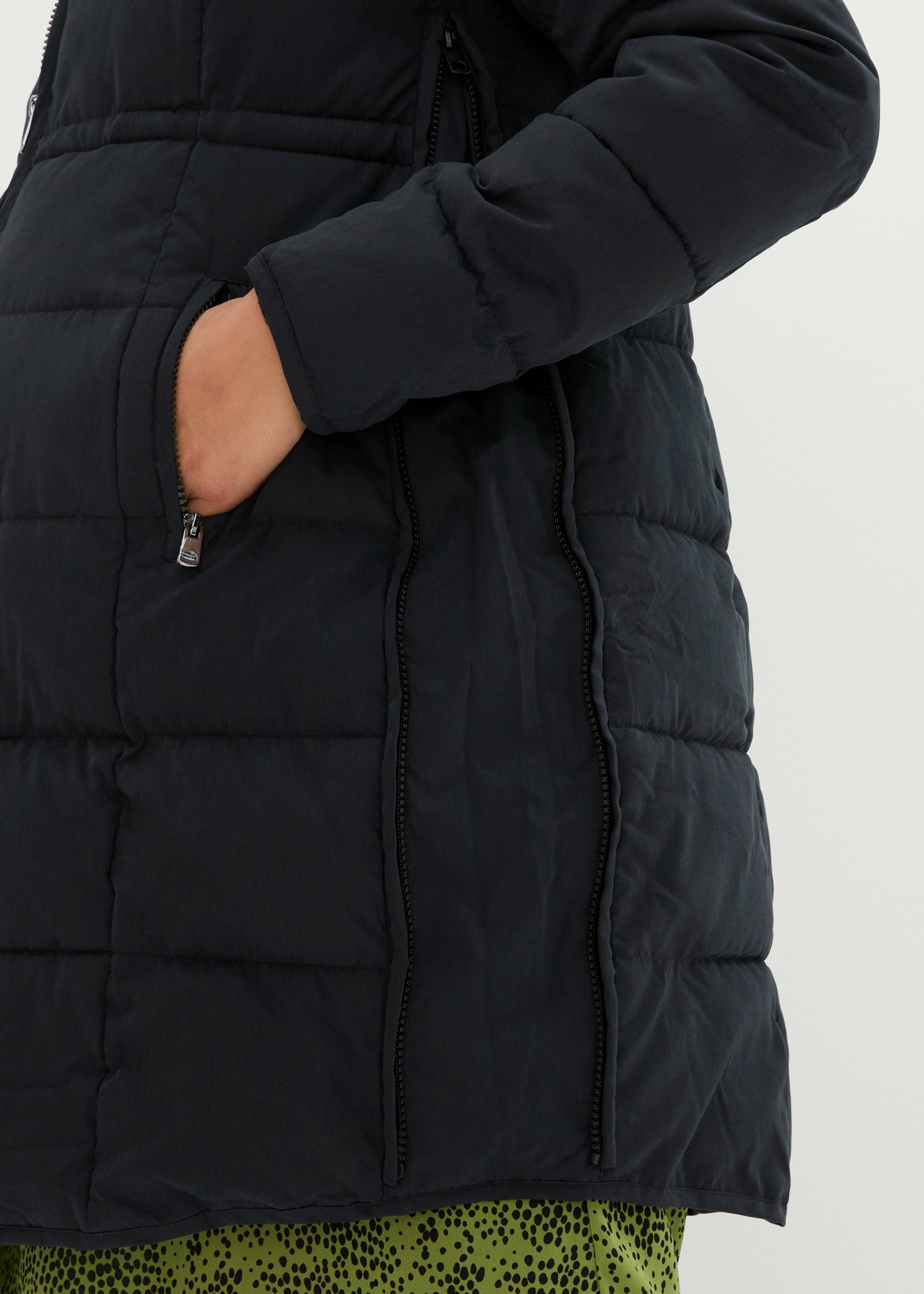 Umstandsjacke BONPRIX "3-in-1 warm wattierte Umstands- und Tragejacke", Damen, Gr. 50, schwarz, Steppware, Obermaterial: 100% Polyester. Futter: 100% Polyester. Ärmelfutter: 100% Polyester, unifarben, ausgestellt ca. Mitte Oberschenkel, mit innenliegendem 2