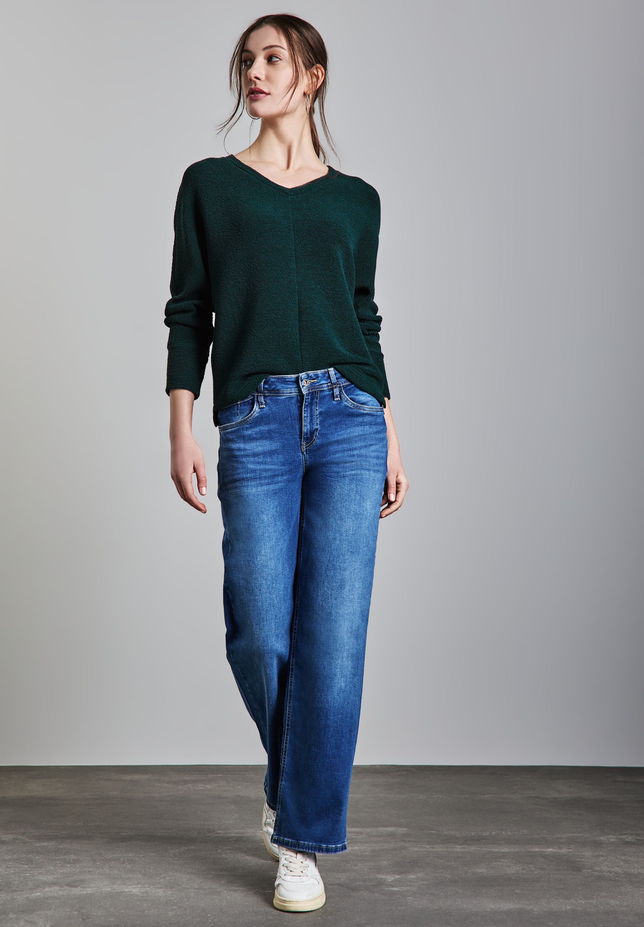 STREET ONE Langarmshirt, mit V-Ausschnitt