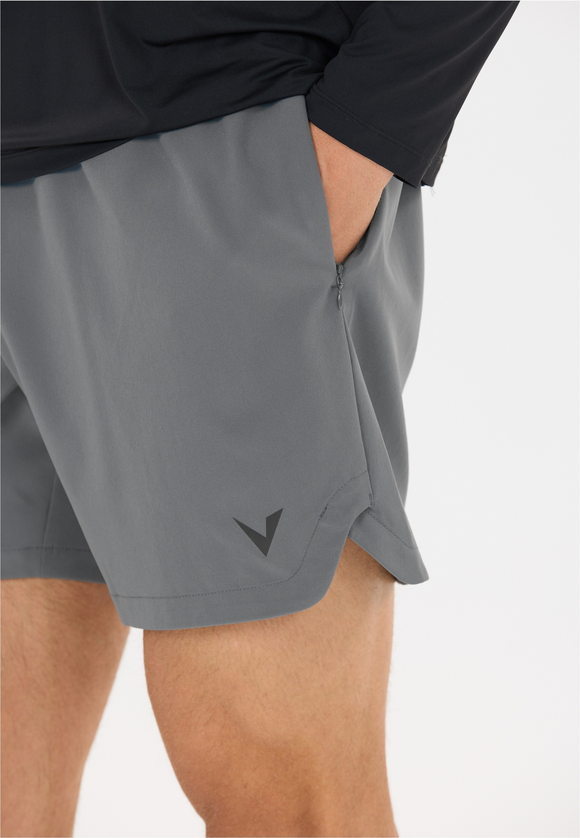 Virtus Shorts »Spier V3«  4-Wege Stretch