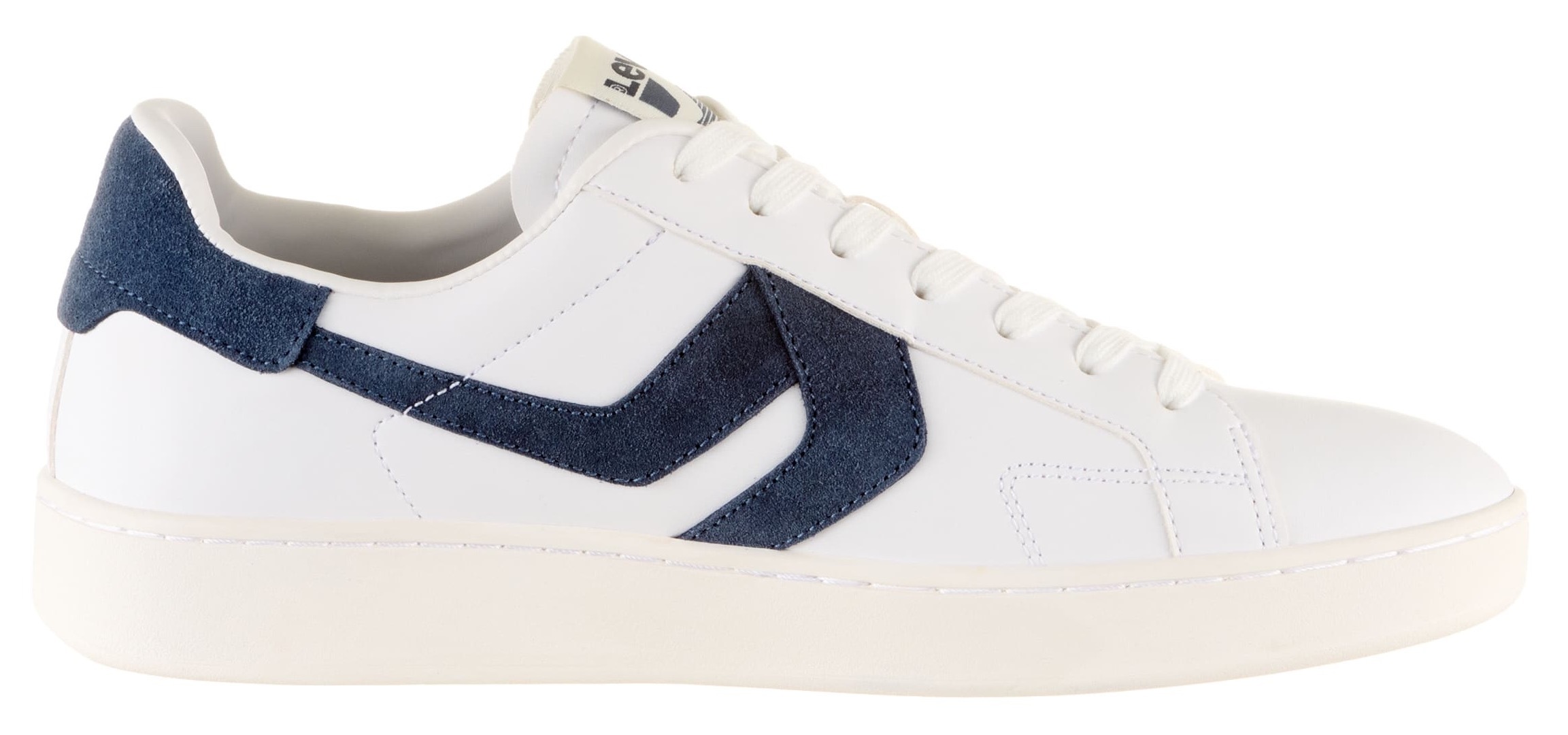 Levi's® Sneaker »DRIVE«, Freizeitschuh, Halbschuh, Schnürschuh im angesagten Retro-Look