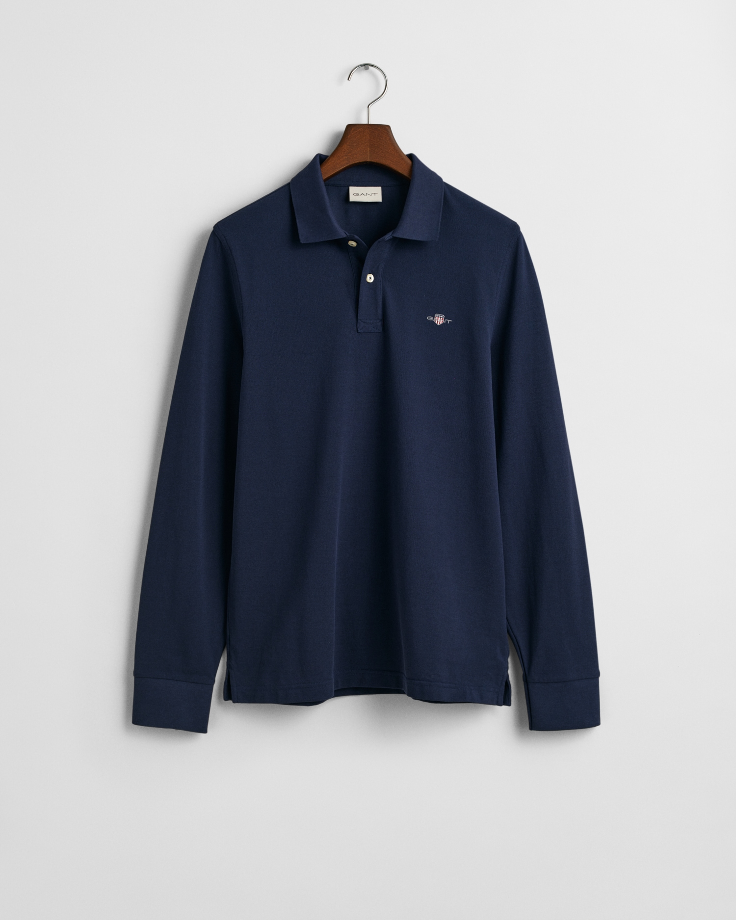 Gant Poloshirt »REG SHIELD LS PIQUE RUGGER« mit Logotickerei auf der Brust