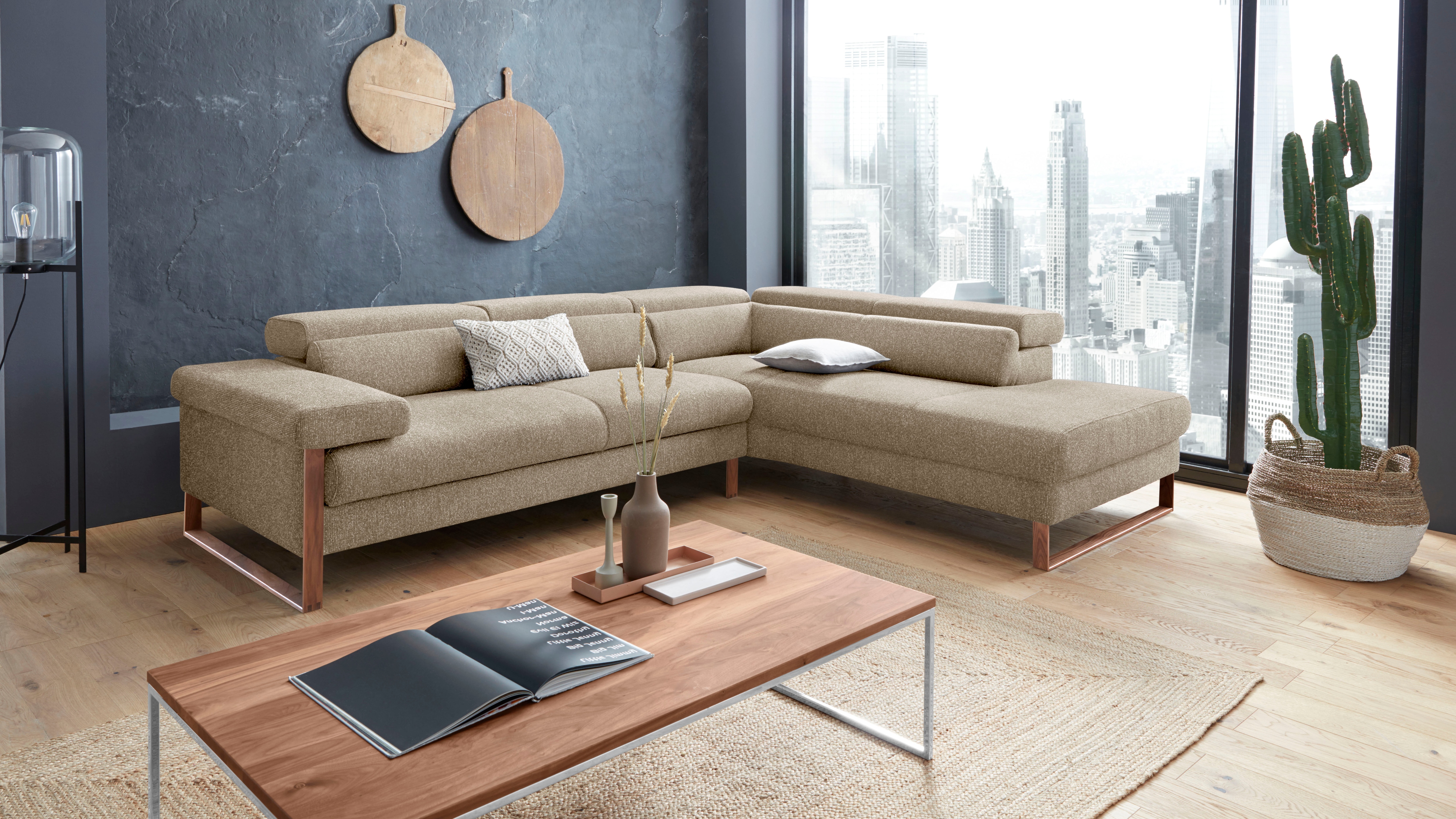 W.SCHILLIG Ecksofa "finn, Designsofa mit tollem Sitzkomfort, bequem, L-Form" German Design Award 2016, Fußgestell Nussbaum natur, Breite 281 cm