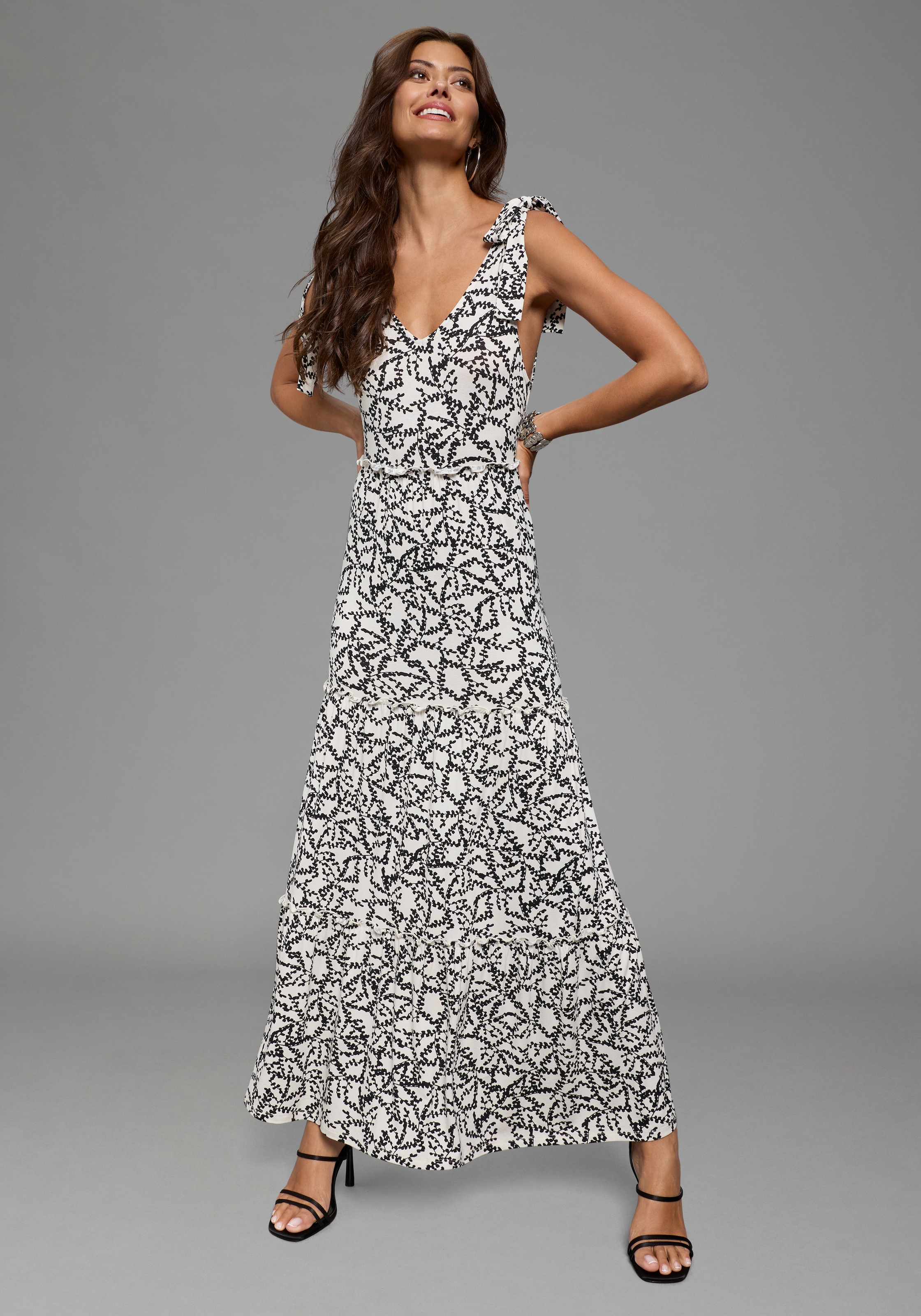 Laura Scott Maxikleid in gemusterter Optik, aus Viskose und Elasthan, mit S günstig online kaufen