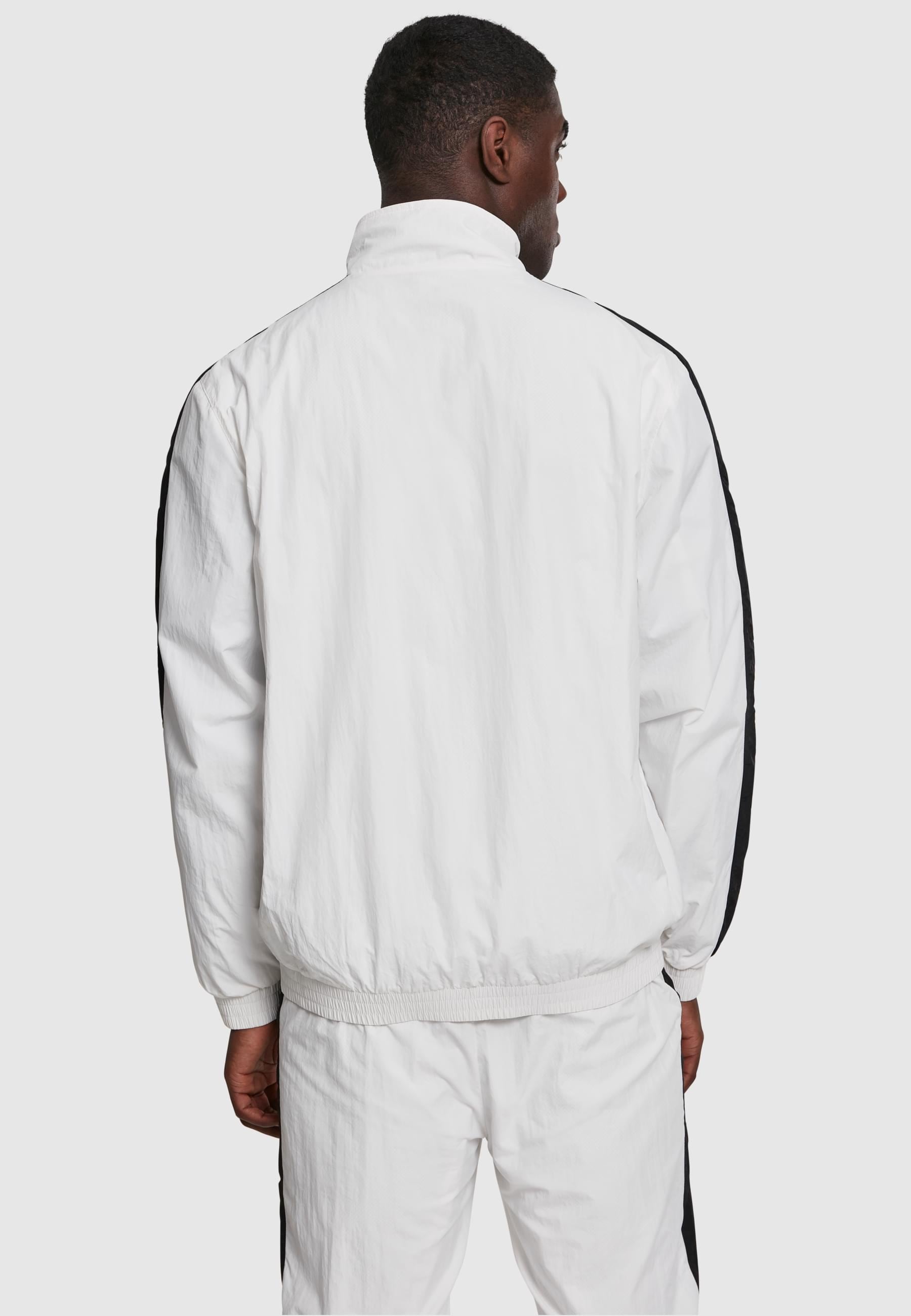 URBAN CLASSICS Allwetterjacke »Urban Classics Herren Striped Sleeve Crinkle Track Jacket«, (1 St.), ohne Kapuze