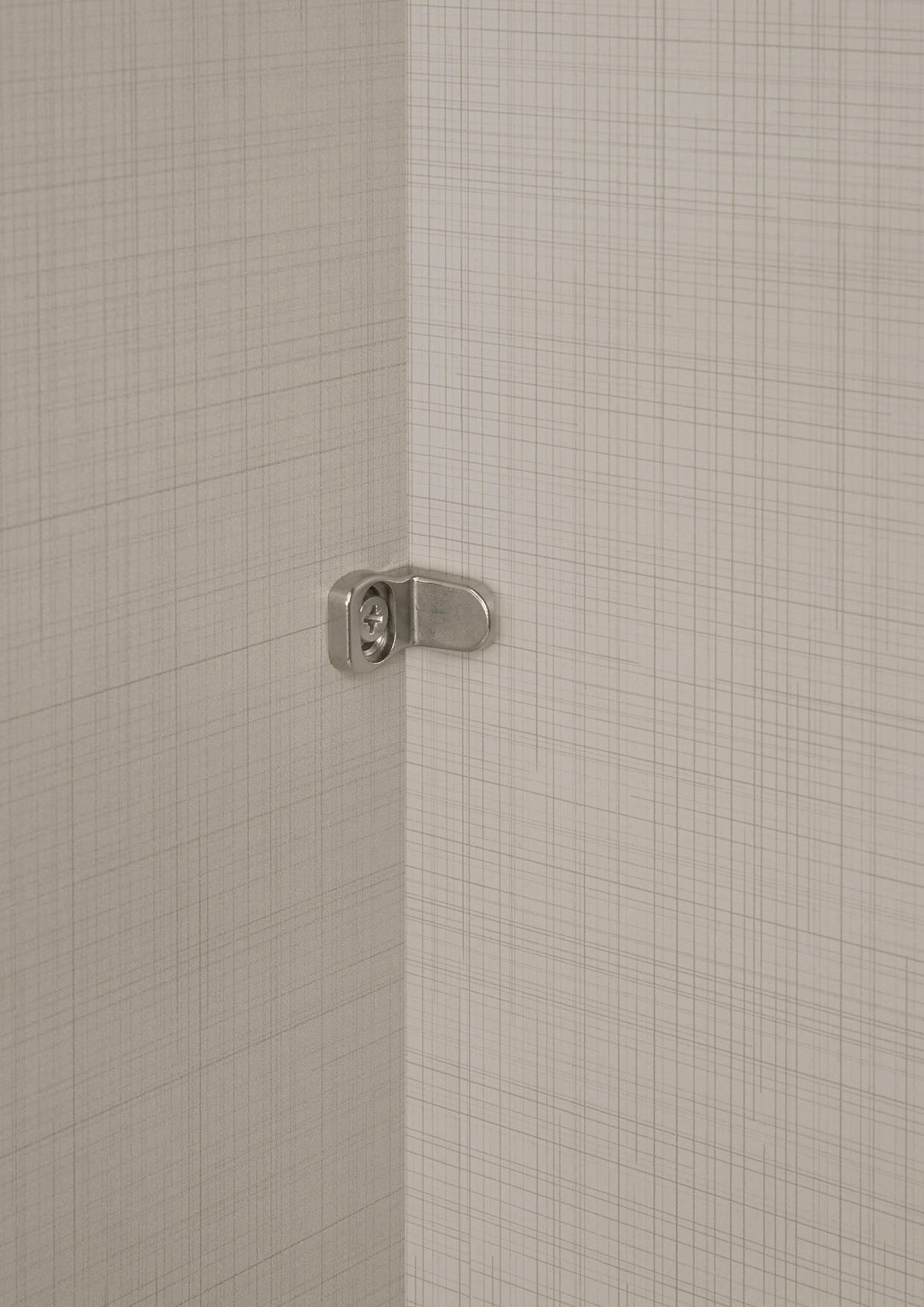 STAUD Schwebetürenschrank »Includo, Made in Germany«, Mit Spiegeltüre und vier verschiedenen Ausstattungsvarianten