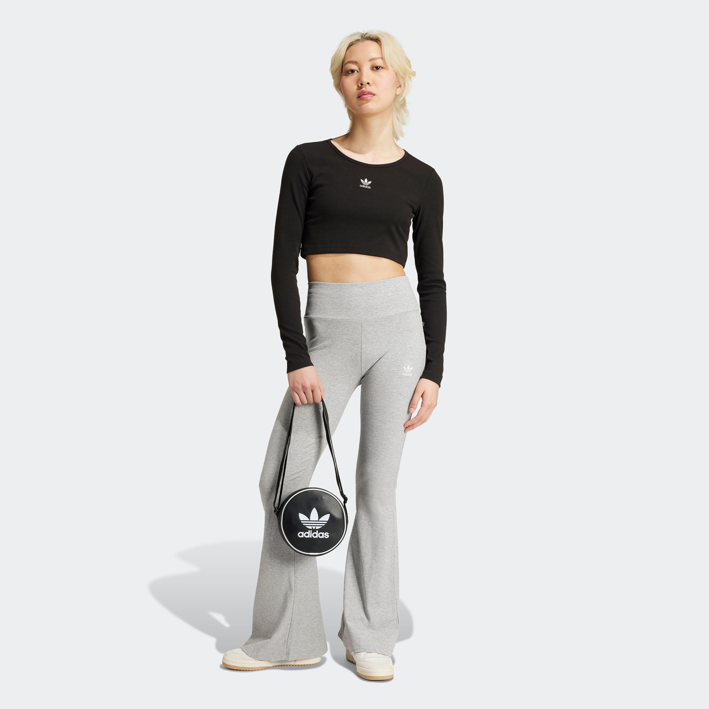 adidas Originals Langarmshirt »ESS CROP LS«