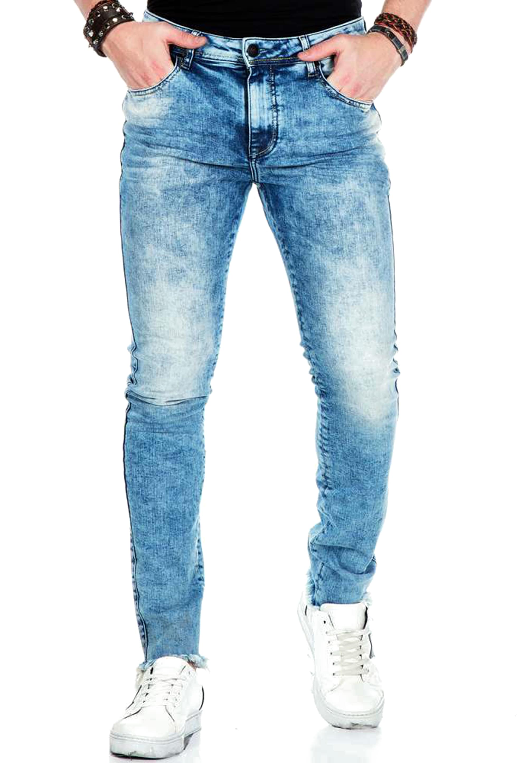 Cipo & Baxx Slim-fit-Jeans, im Slim Fit-Schnitt