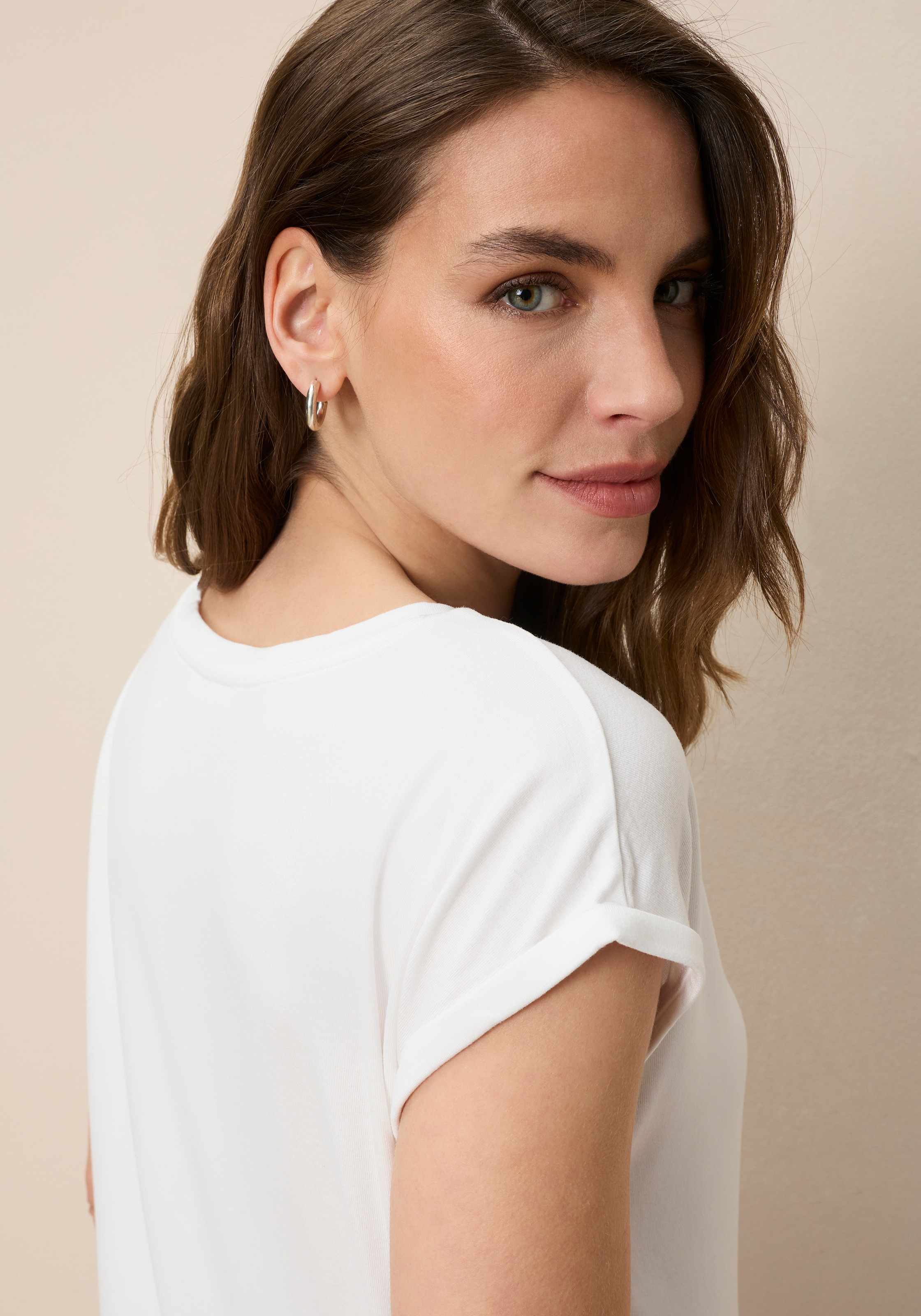 Tamaris T-Shirt Regular Fit, mit überlappenden Schultern, Kurzarm mit Aufsc günstig online kaufen