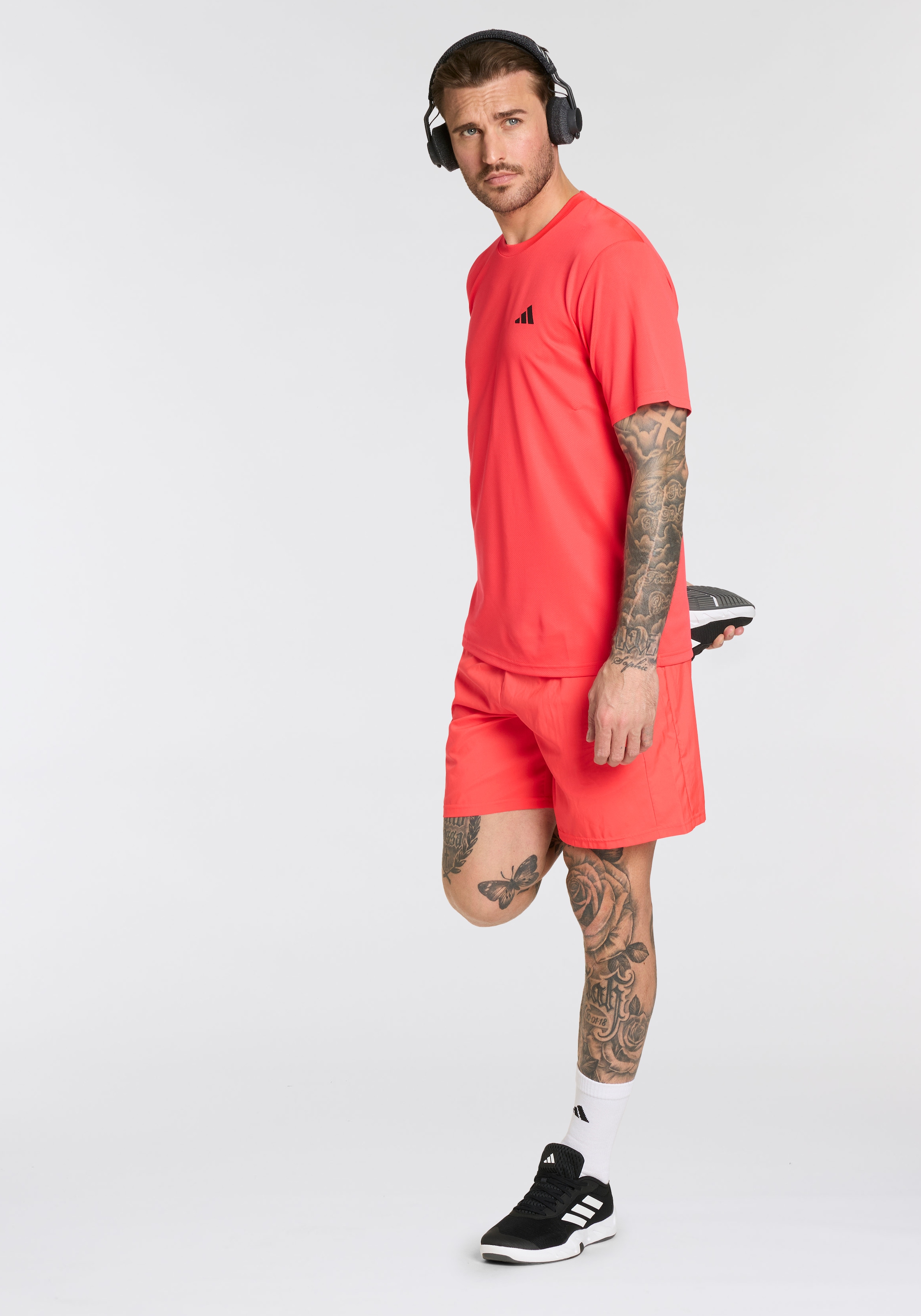 adidas Performance Shorts »TR-ES WV SHO«, (1 tlg.), Essentials Woven Trainingsshorts