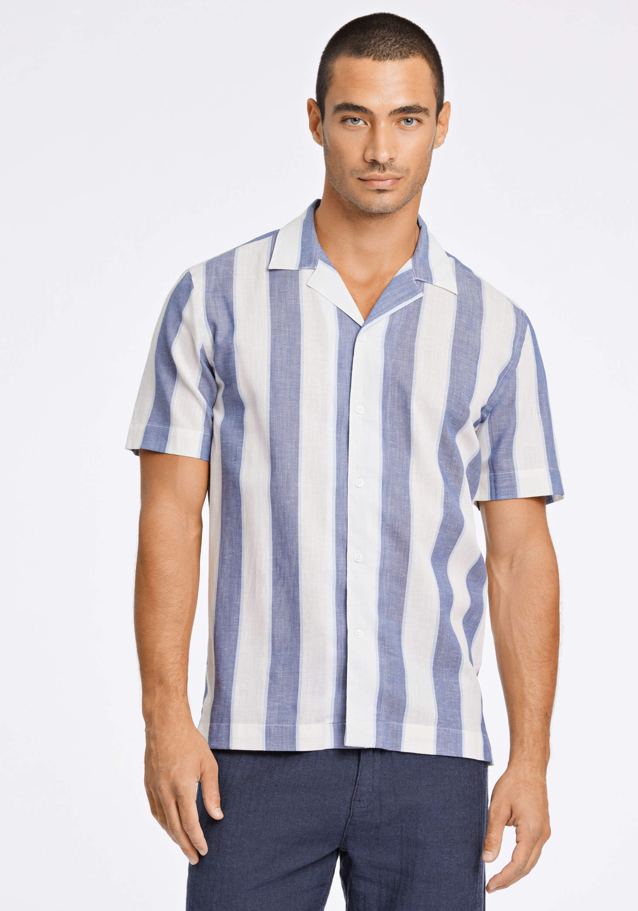 LINDBERGH Leinenhemd "Leinenhemd (Kurzarm) Relaxed Fit"