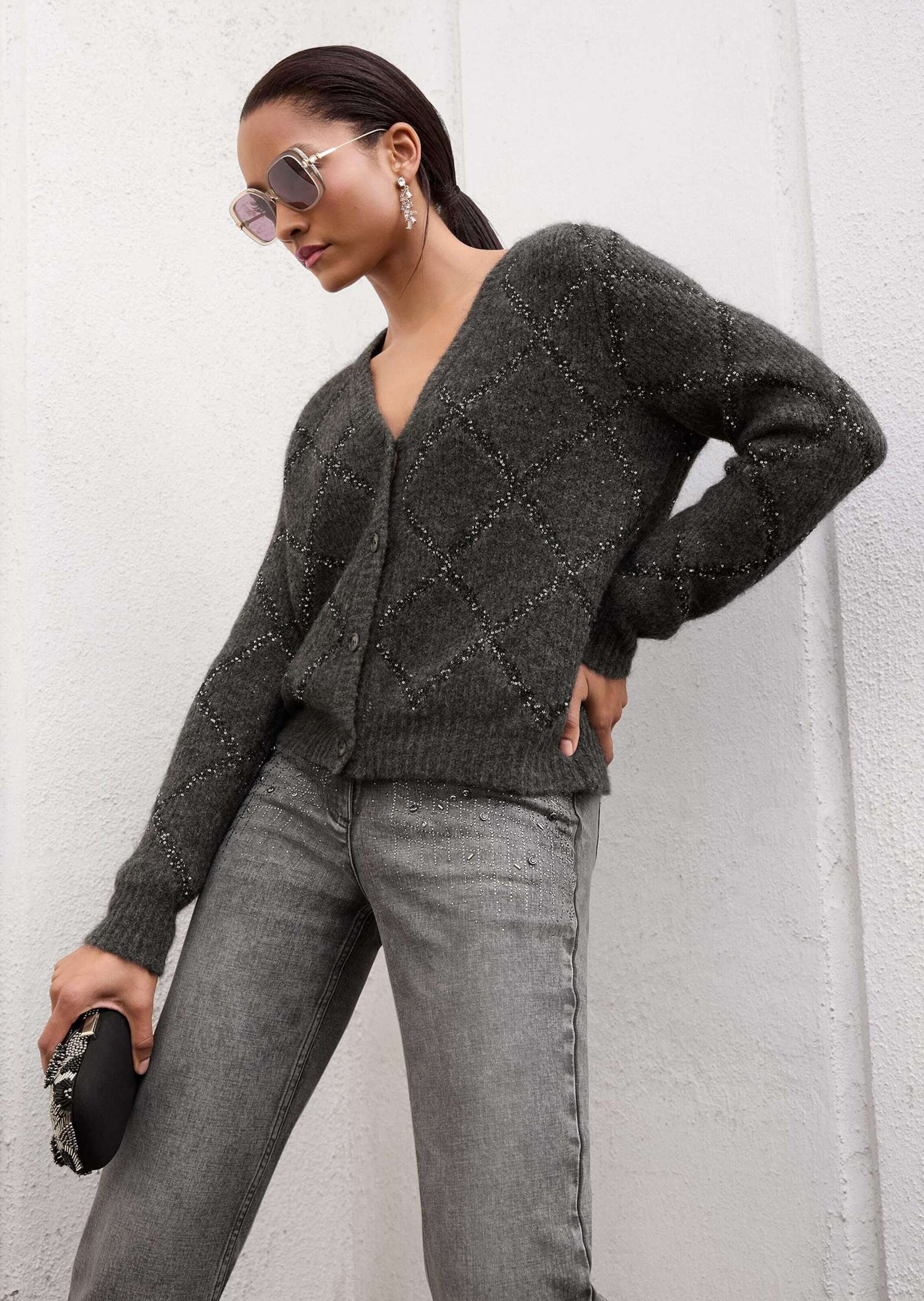 MADELEINE Strickjacke »Strickjacke Rauten-Cardigan mit Pailletten«
