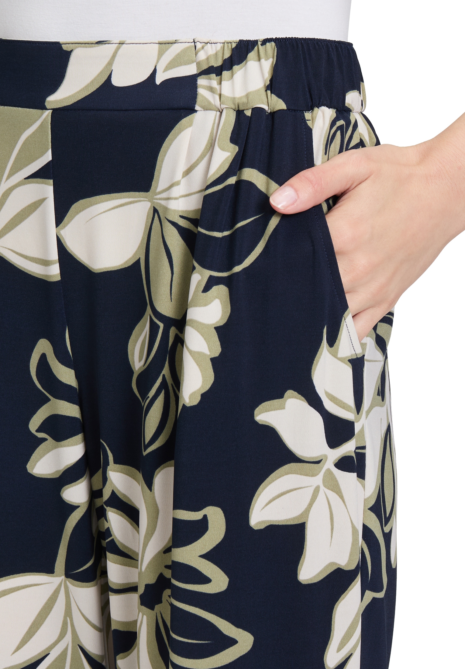 Betty Barclay Schlupfhose »Betty Barclay Schlupfhose mit Bundfalten«